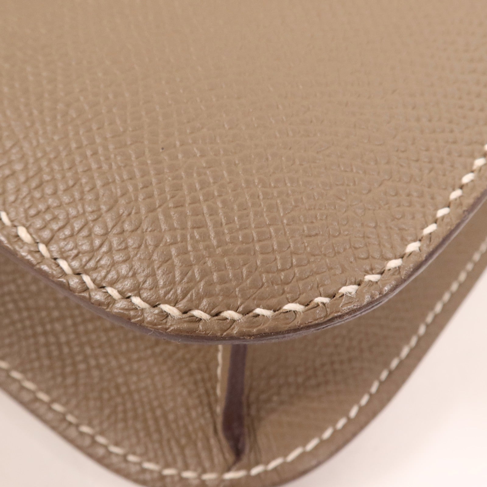 HERMES Epsom皮革Constance 24銀扣肩背袋Etoupe