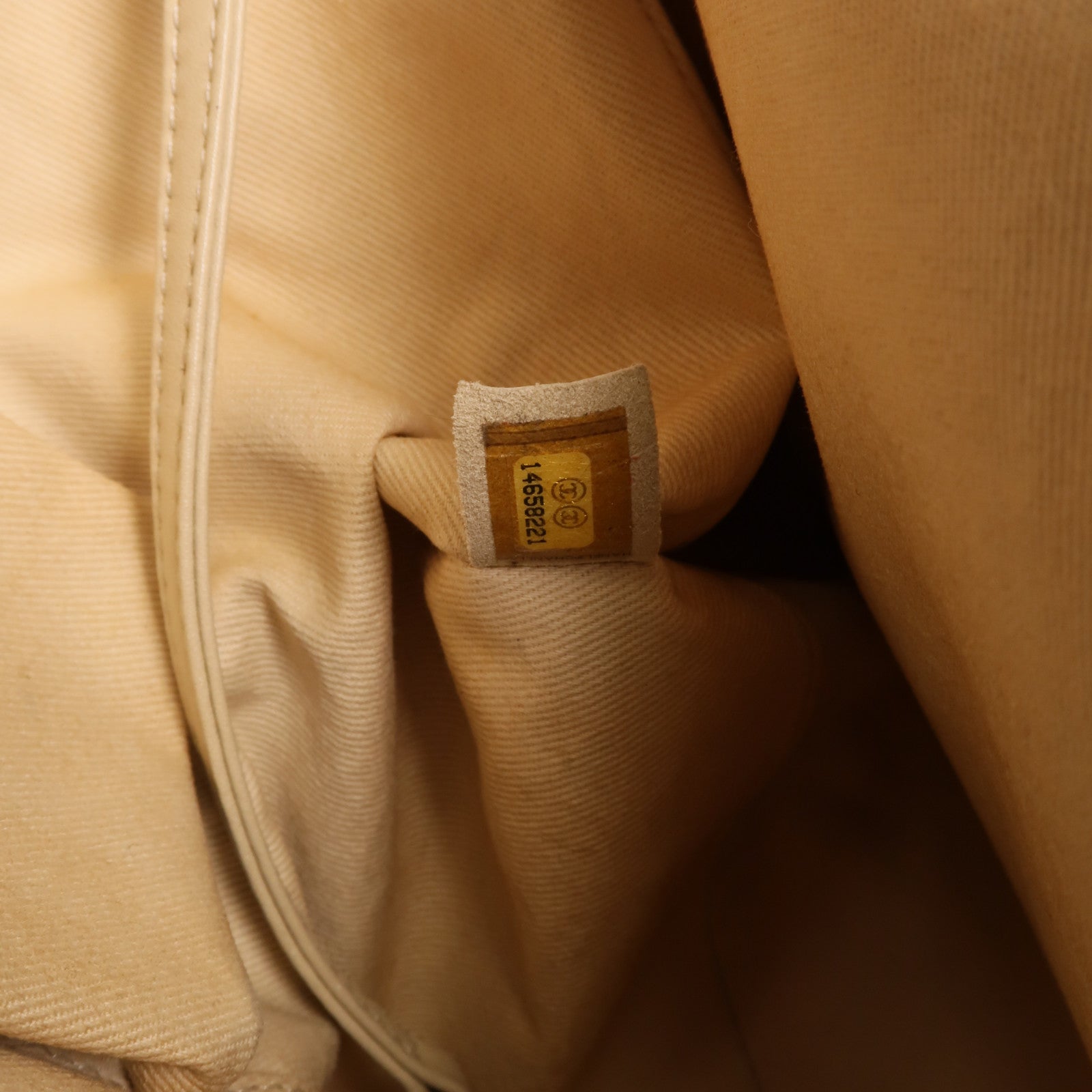 CHANEL 牛皮皮革Matelasse Chain Large銀扣鏈帶手挽袋