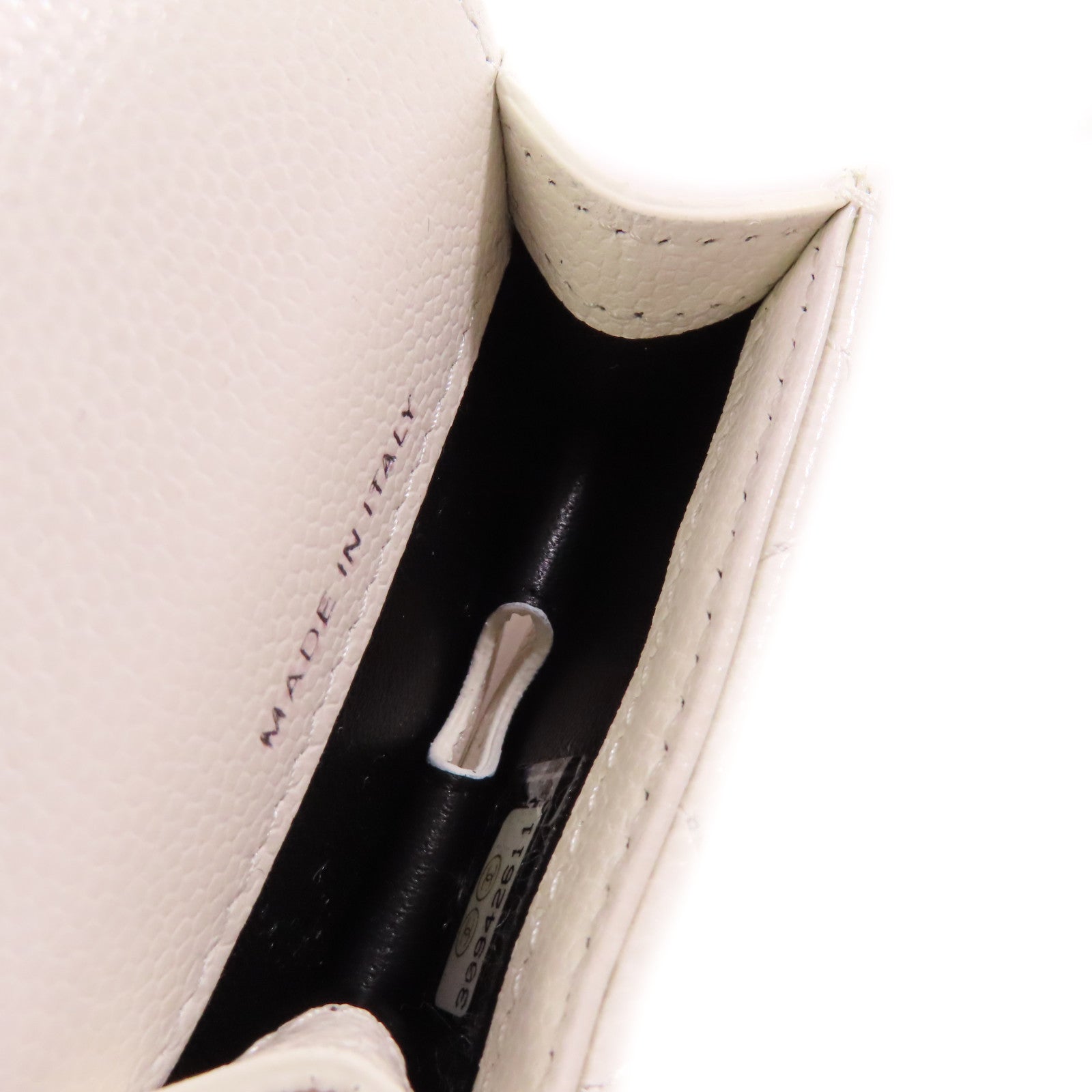 CHANEL 菱格Caviar皮革Airpods Pro Holder Belt銀扣耳機收納腰包白色