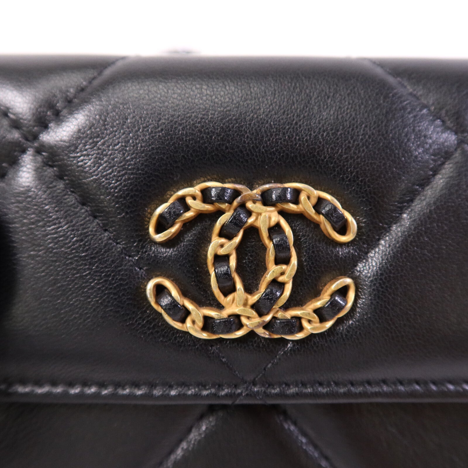 CHANEL 羊皮皮革Chanel 19 Mini鏈帶肩背袋