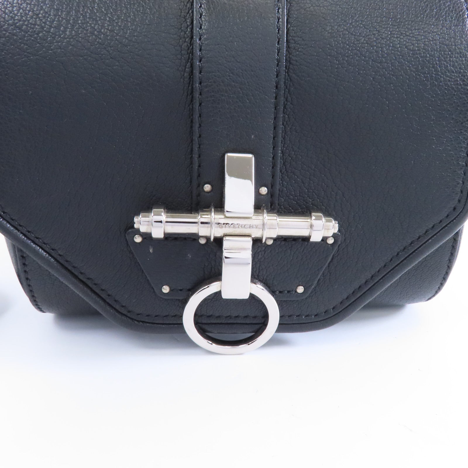 GIVENCHY 【激減優惠】山羊皮皮革Obsedia Crossbody Bag銀扣肩背袋黑色