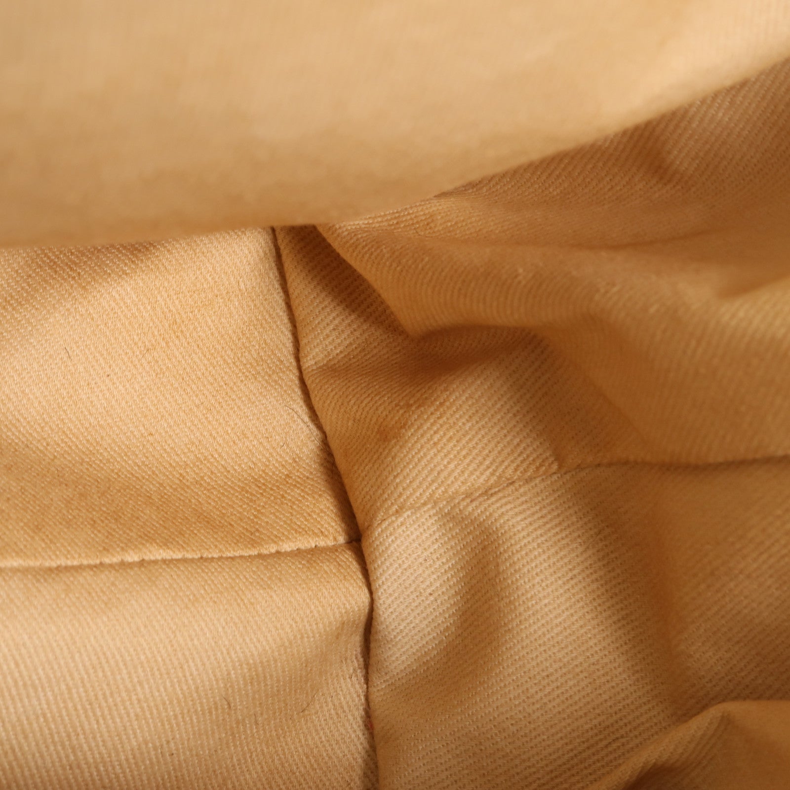 CHANEL 牛皮皮革Matelasse Chain Large銀扣鏈帶手挽袋