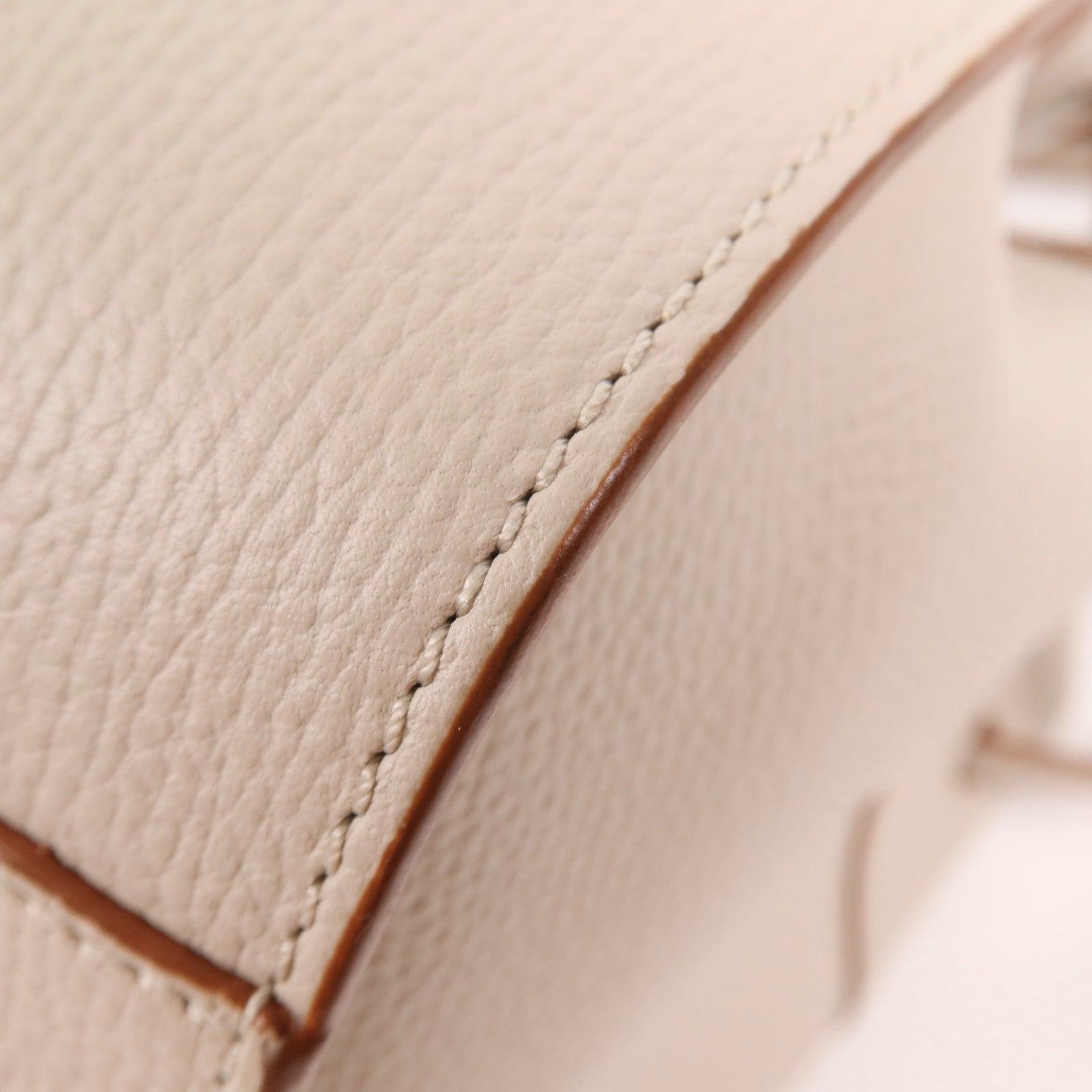 LOEWE 牛皮皮革Mini Hammock金扣手挽肩背兩用袋