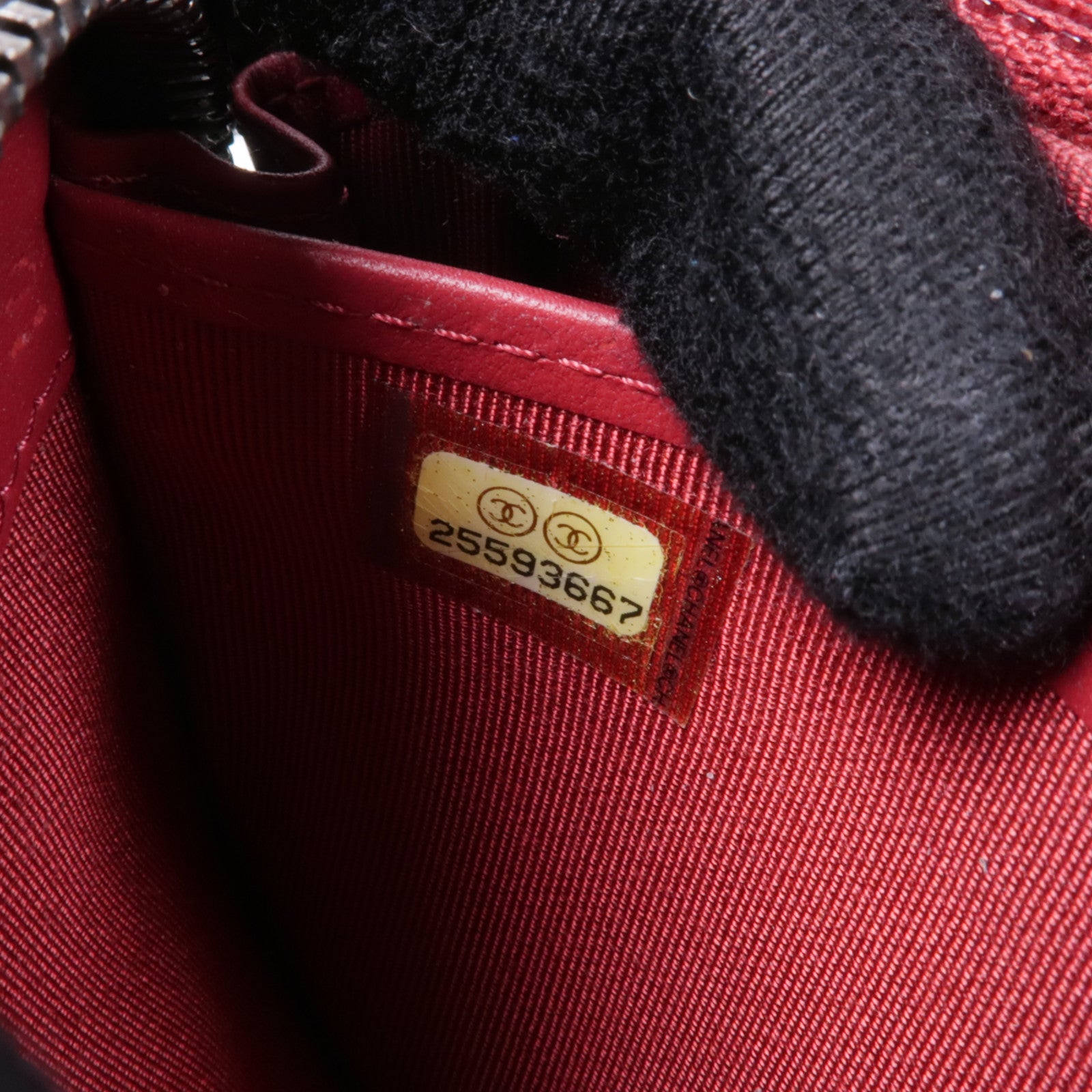 CHANEL 【激減優惠】牛皮皮革Zippy Long Wallet銀扣長錢包