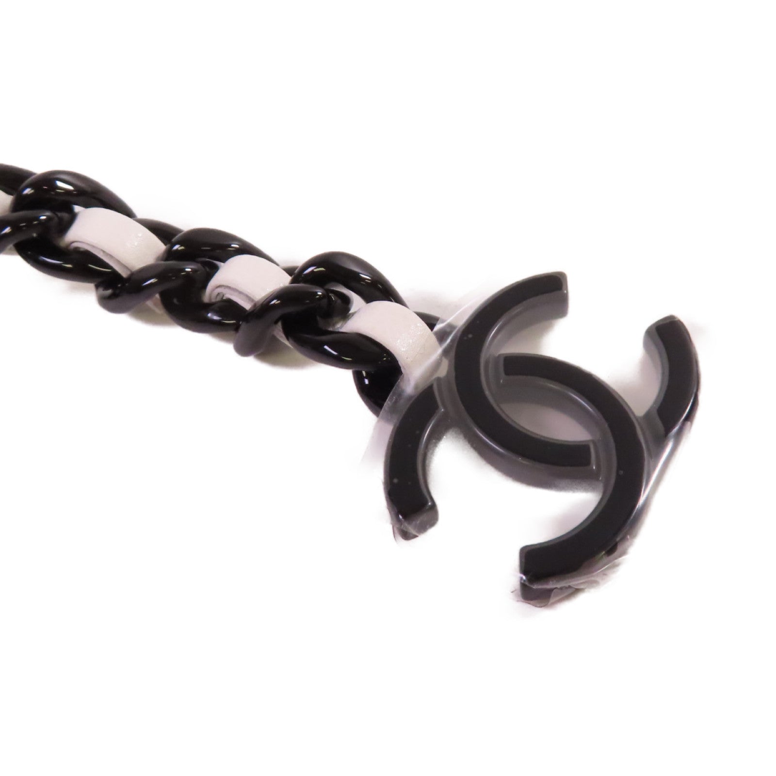 CHANEL 菱格Caviar皮革Airpods Pro Holder Belt銀扣耳機收納腰包白色