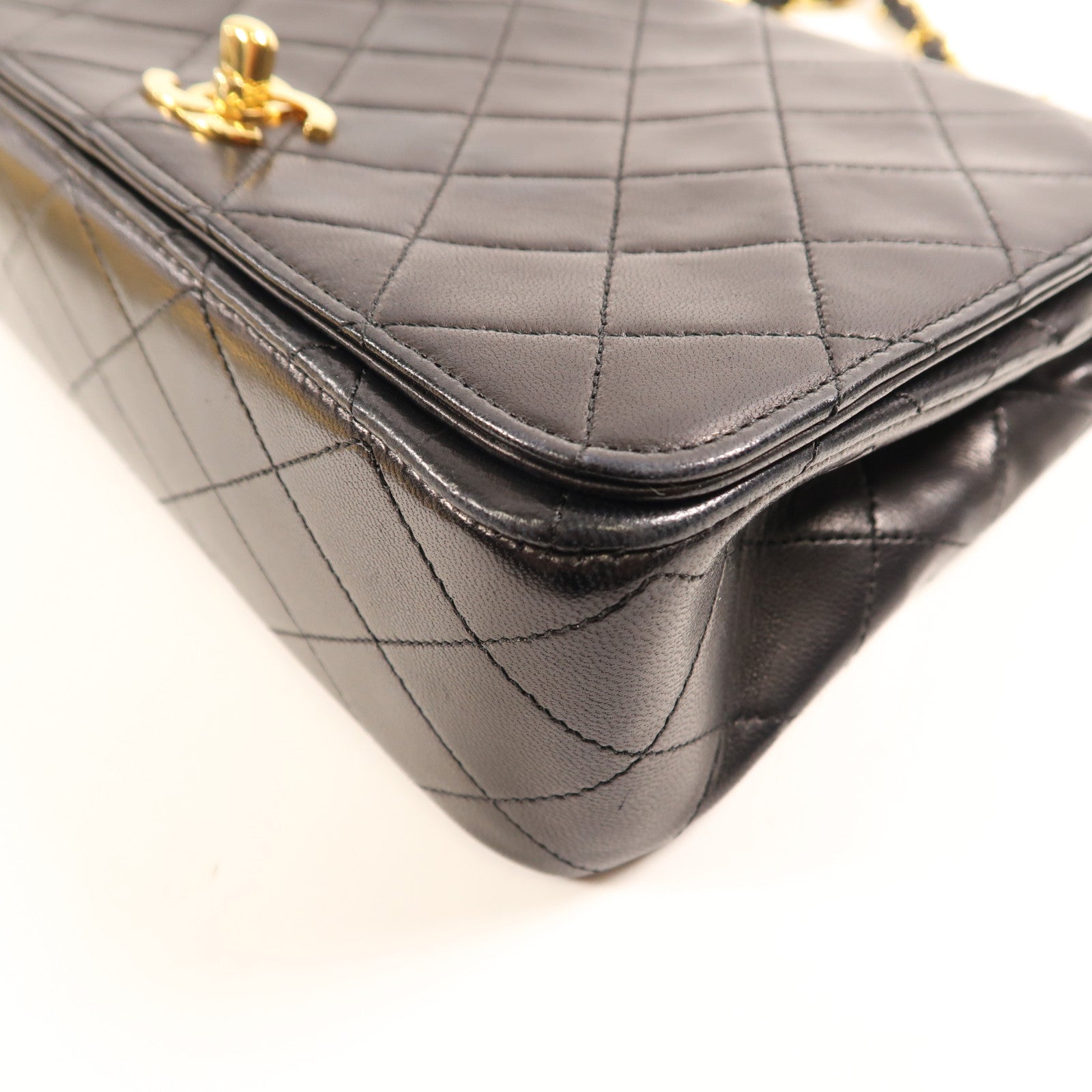 CHANEL 羊皮皮革Chain Shoulder Bag金扣鏈帶肩背袋