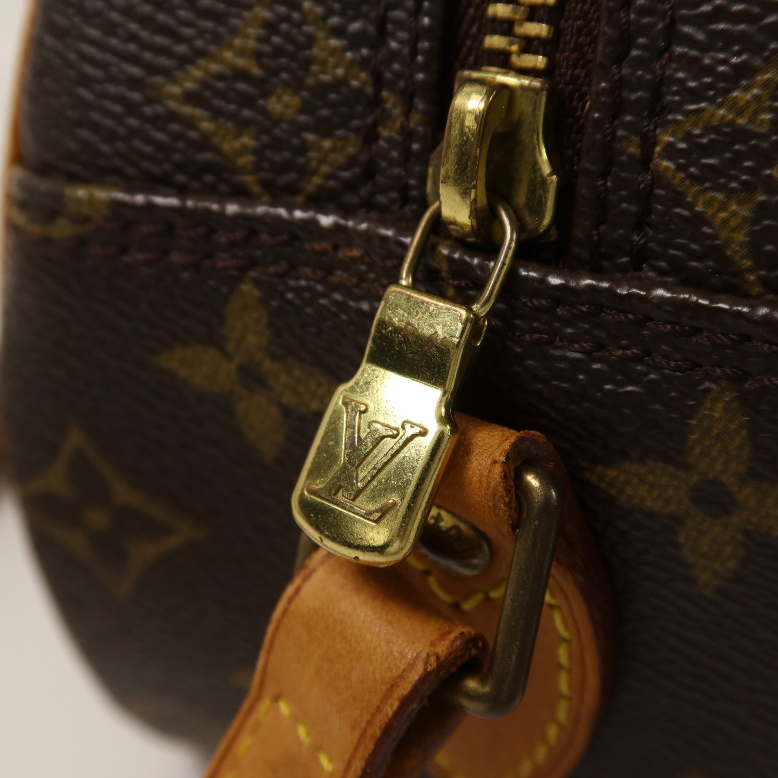 LOUIS VUITTON Monogram Blois金扣肩背袋