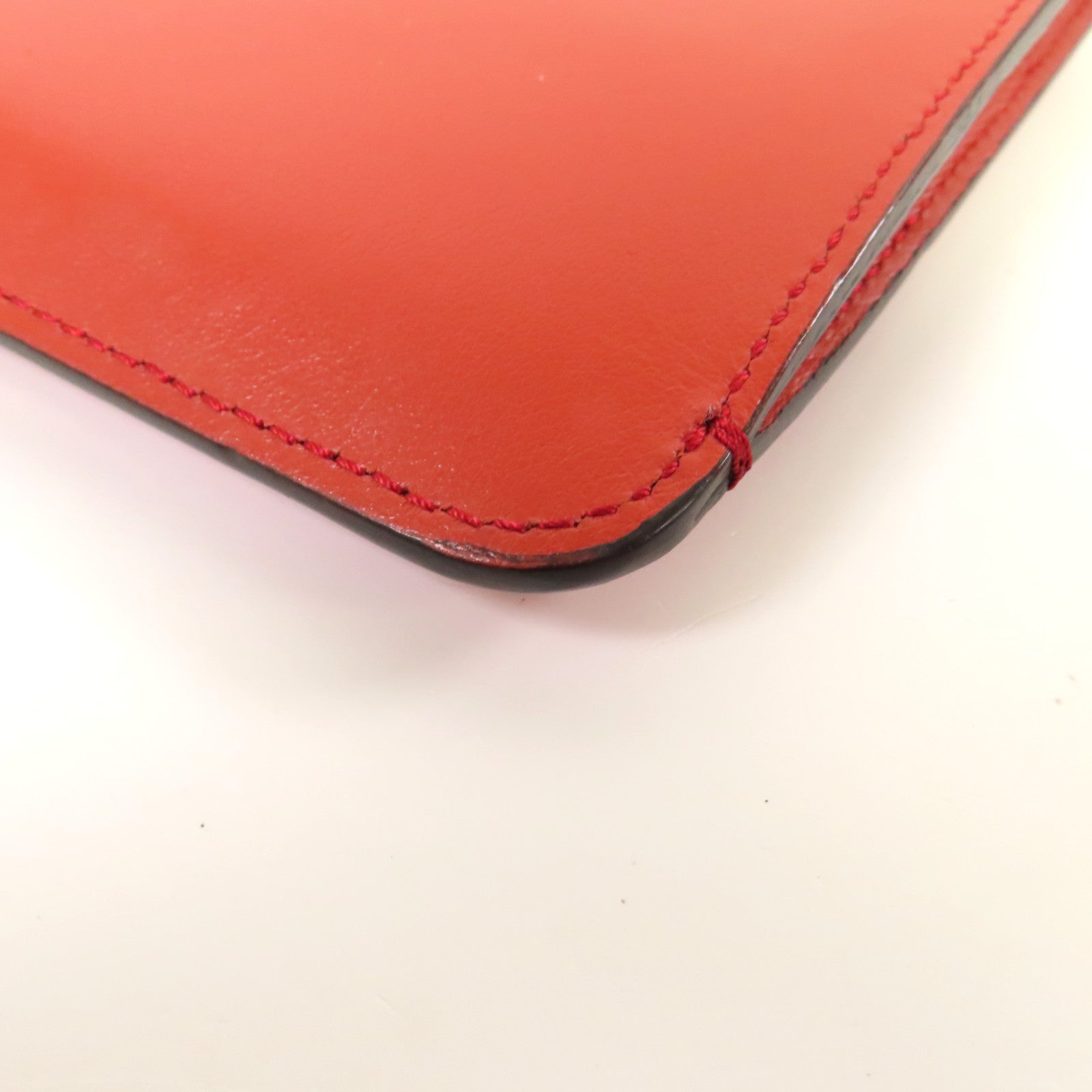 FENDI 【激減優惠】皮革Pouch銀扣手拿包紅色