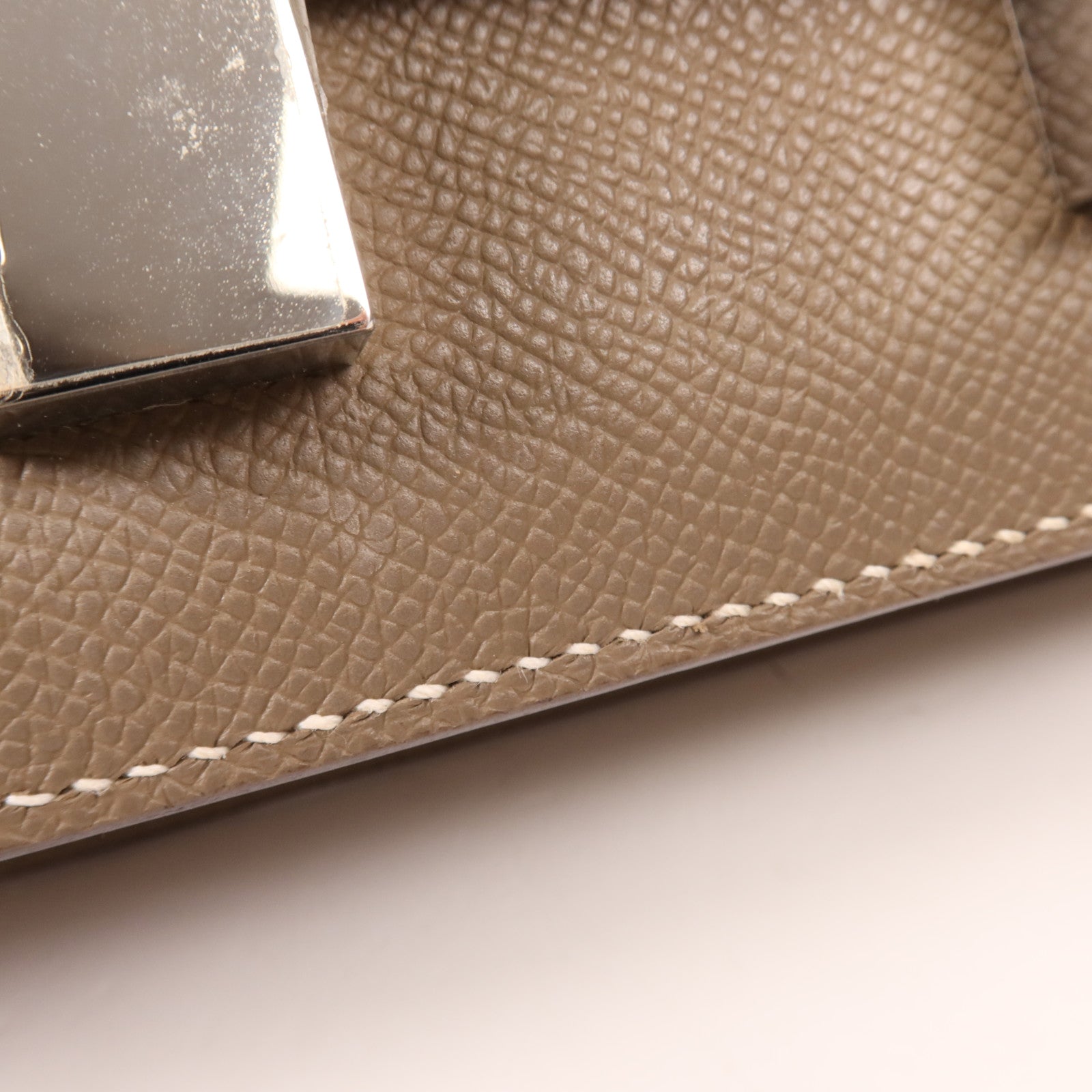 HERMES Epsom皮革Constance 24銀扣肩背袋Etoupe