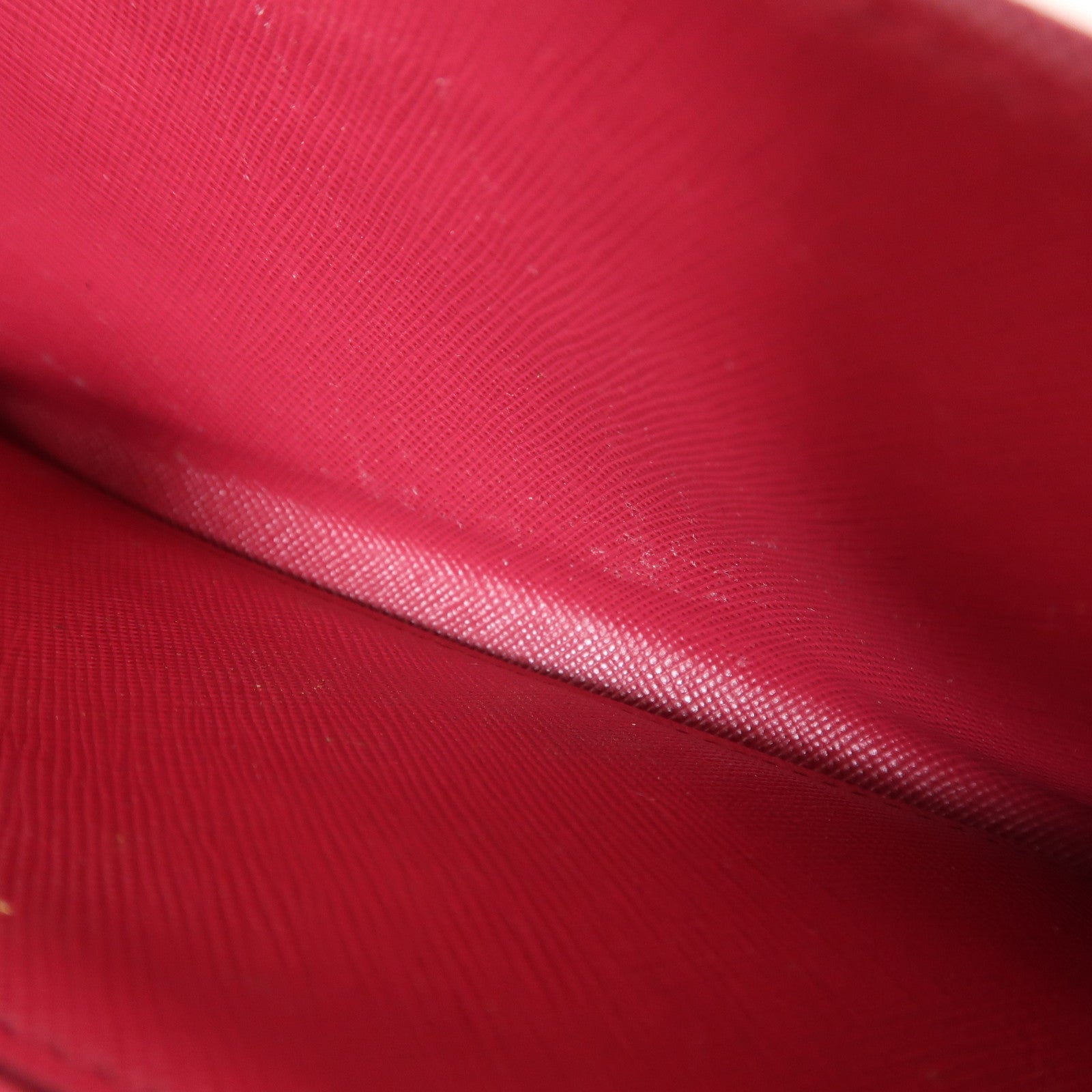 PRADA GHW Long Wallet Calfskin Leather Red