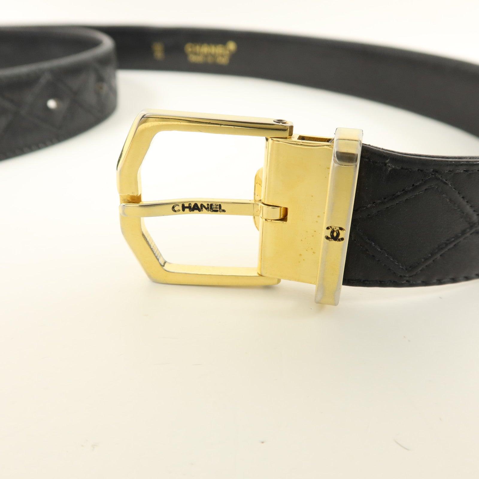 CHANEL 牛皮皮革Vintage Belt皮帶