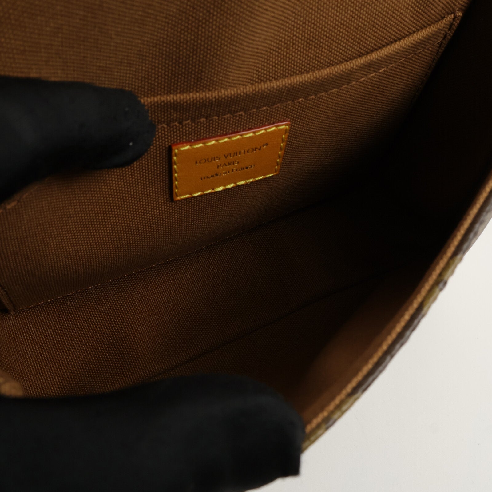 LOUIS VUITTON Monogram Satchel肩背袋