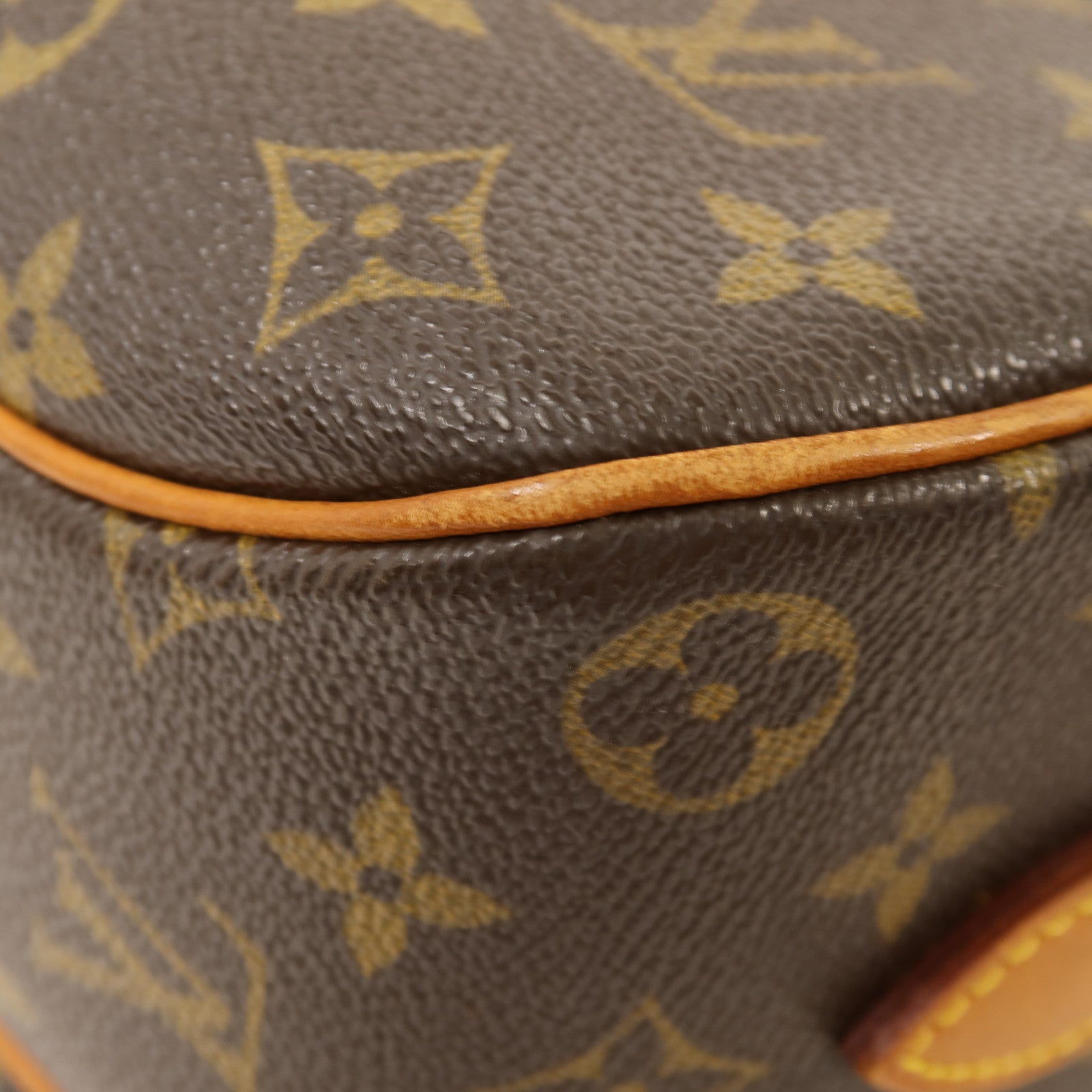 LOUIS VUITTON Monogram Blois金扣肩背袋