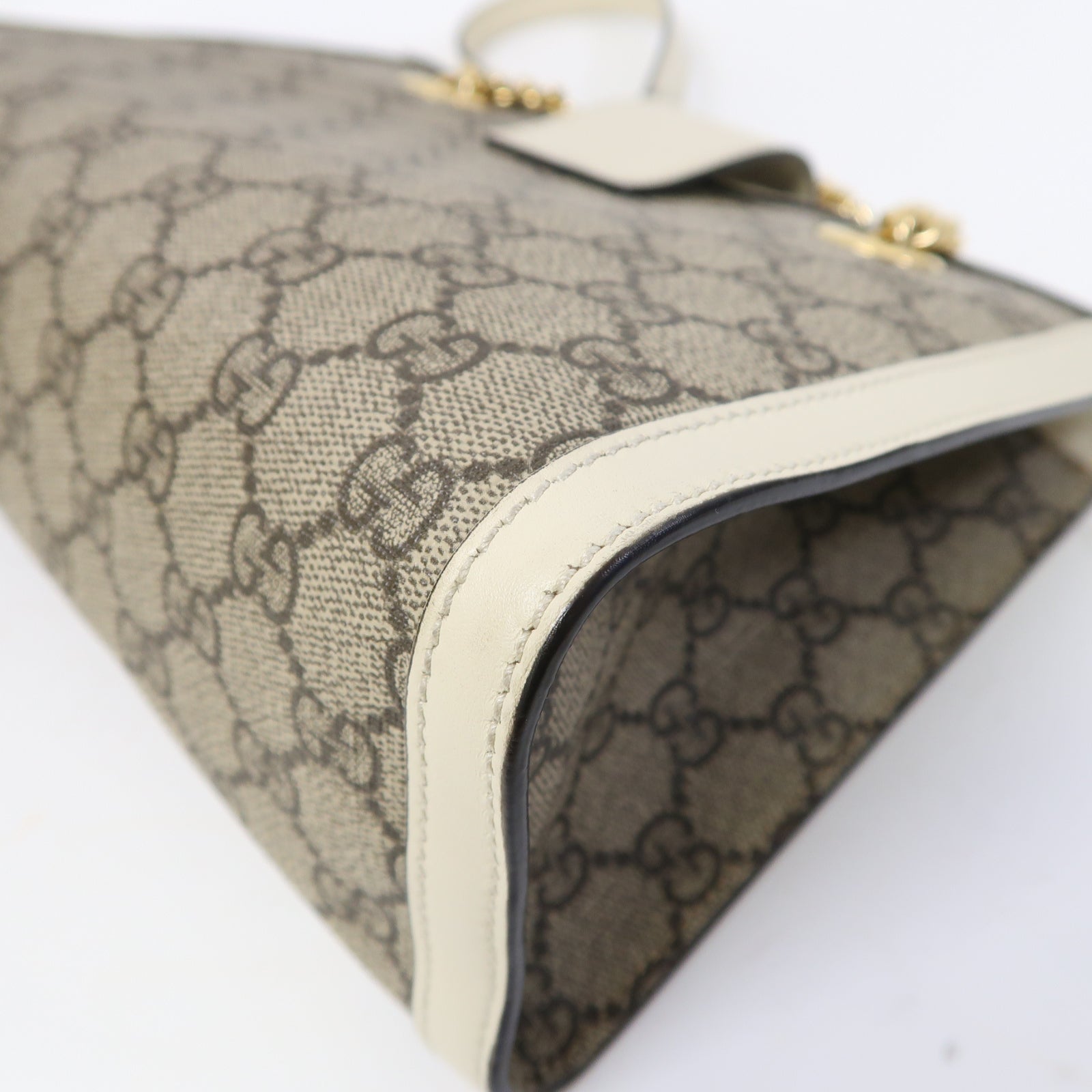 GUCCI 塗層帆布Padlock GG Small金扣鏈帶肩背袋啡色/白色