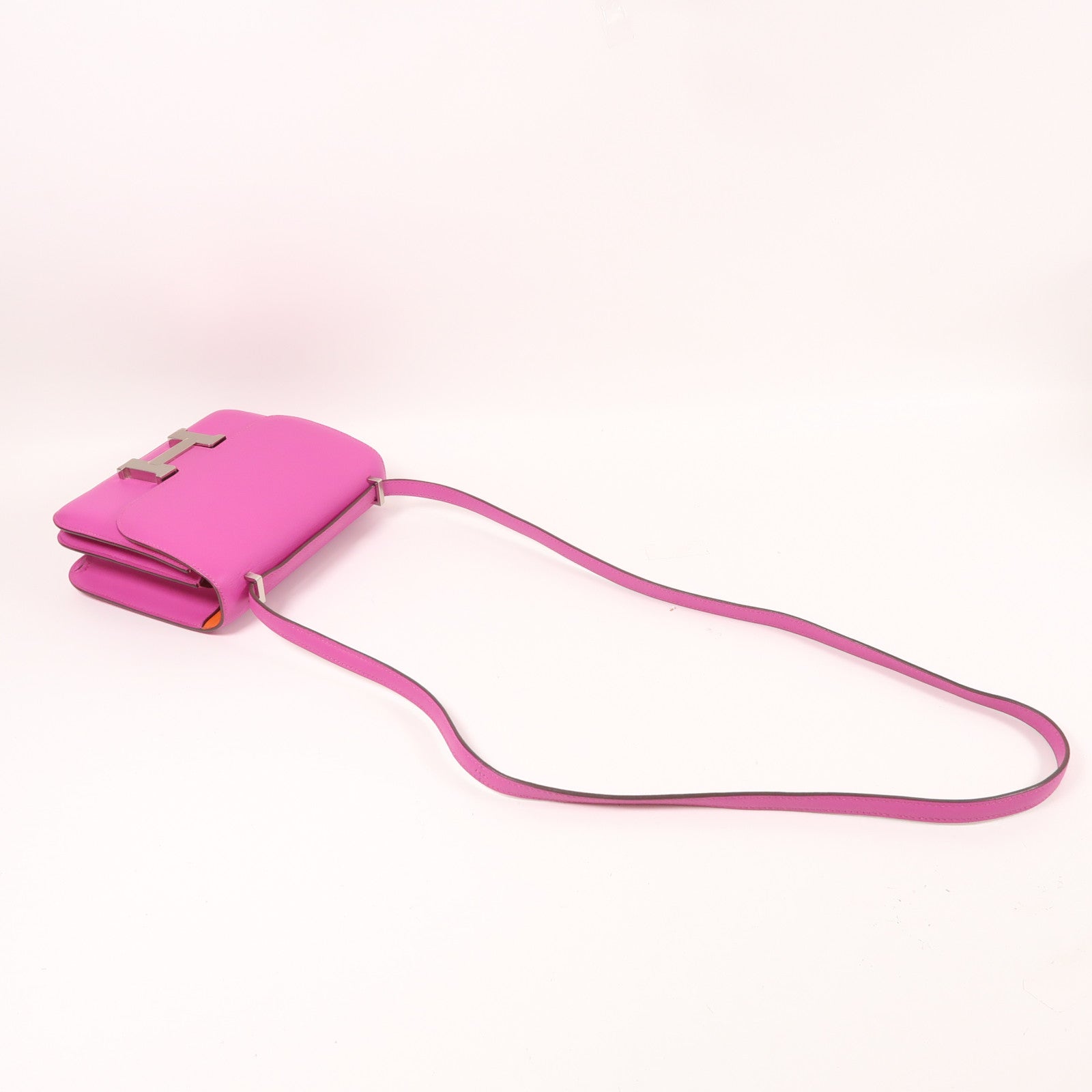 HERMES【激減優惠】 Swift皮革Constance Mini銀扣肩背袋紫色