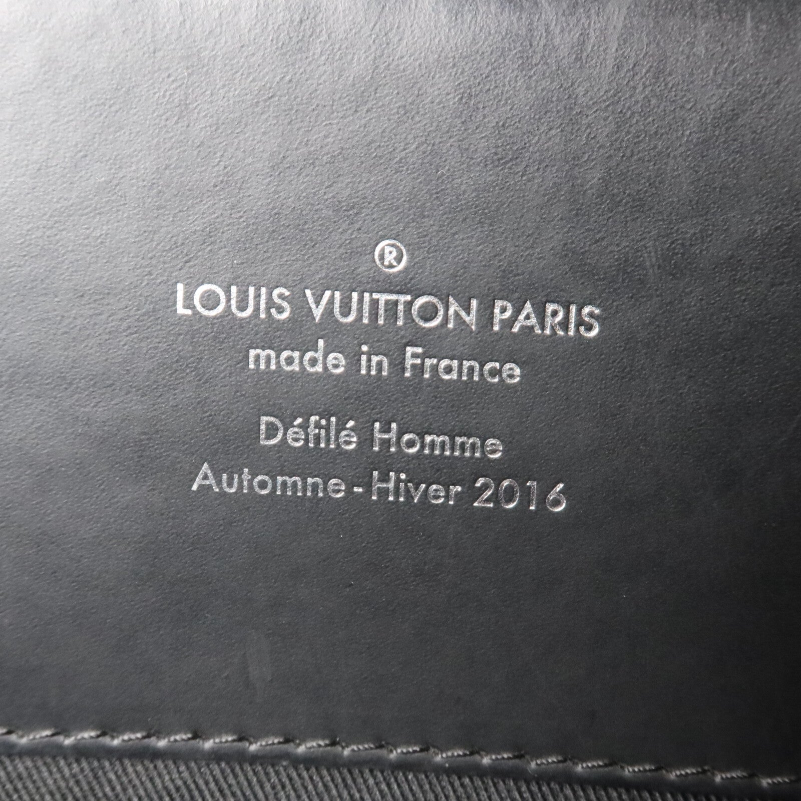 LOUIS VUITTON Monogram Eclipse Backpack Explorer背包