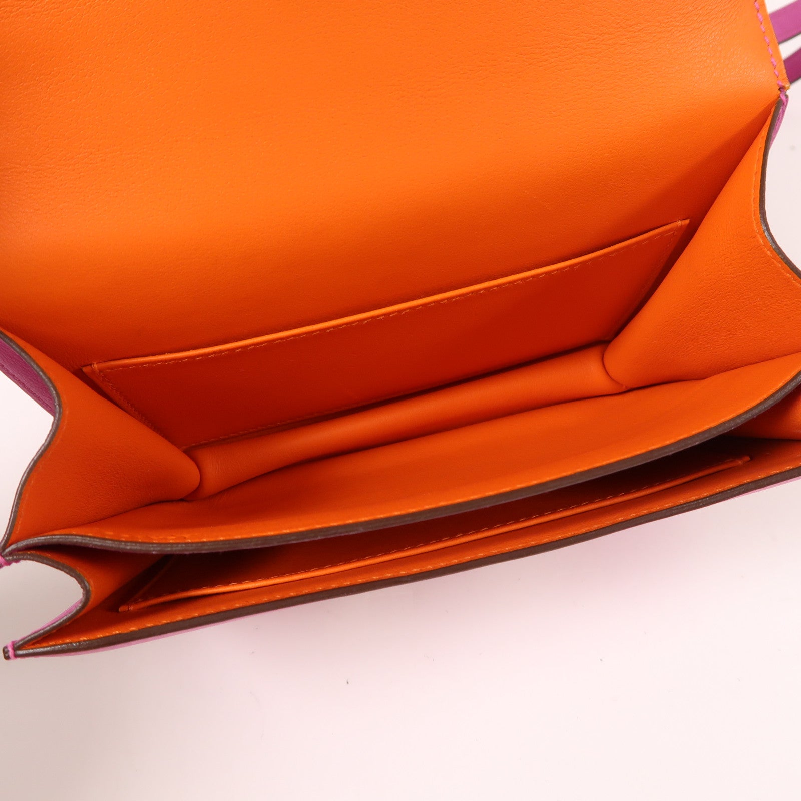 HERMES【激減優惠】 Swift皮革Constance Mini銀扣肩背袋紫色