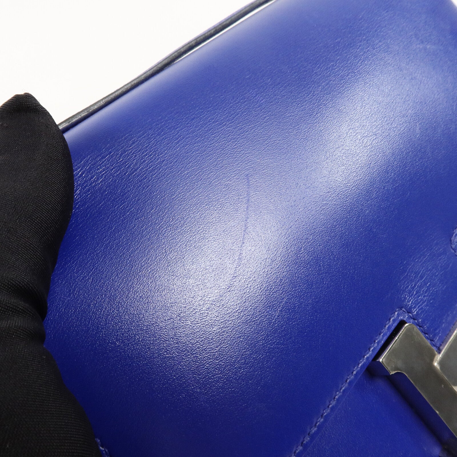 HERMES Tadelakt皮革Constance Mini肩背袋Bleu Electrique