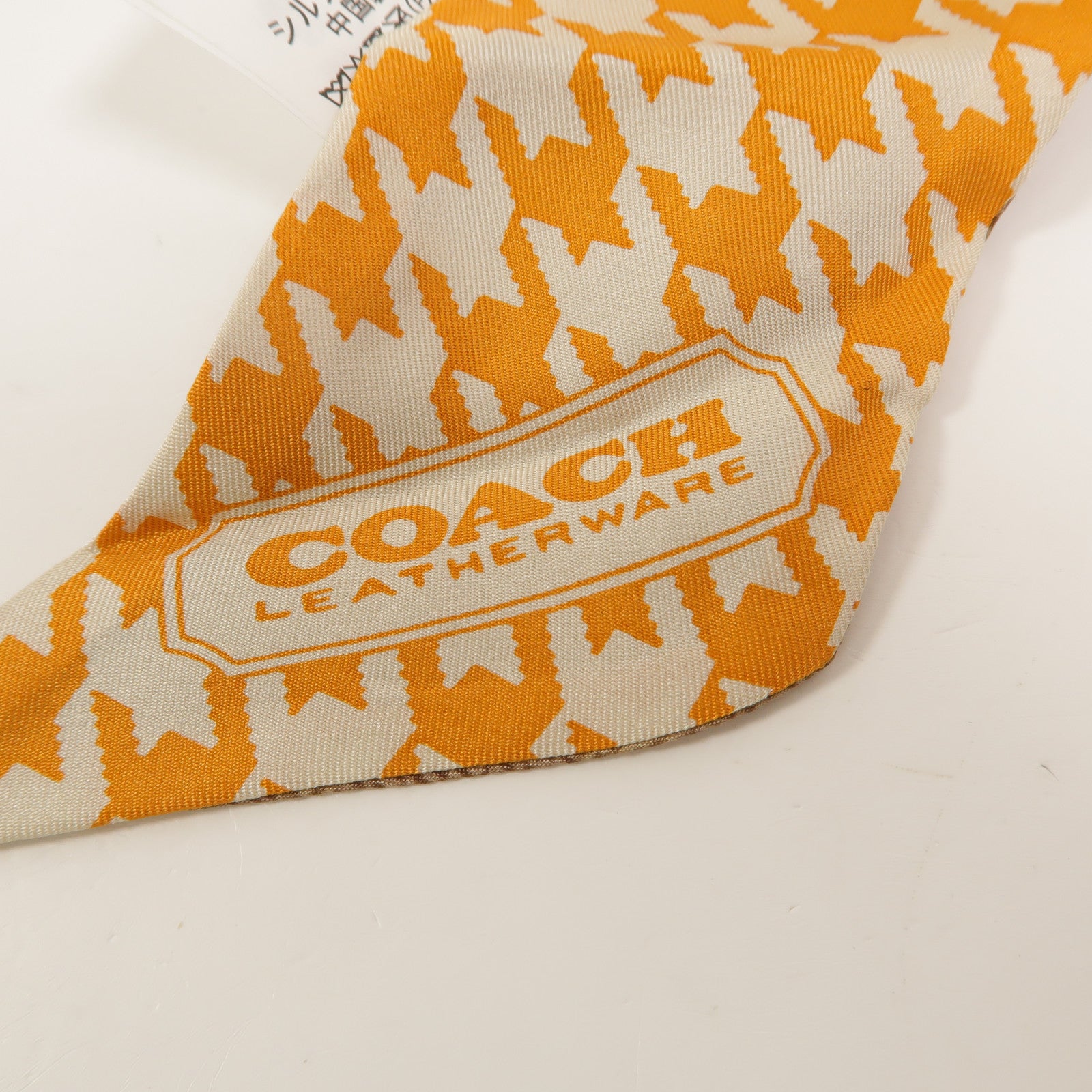 COACH 絲質Scarf絲巾