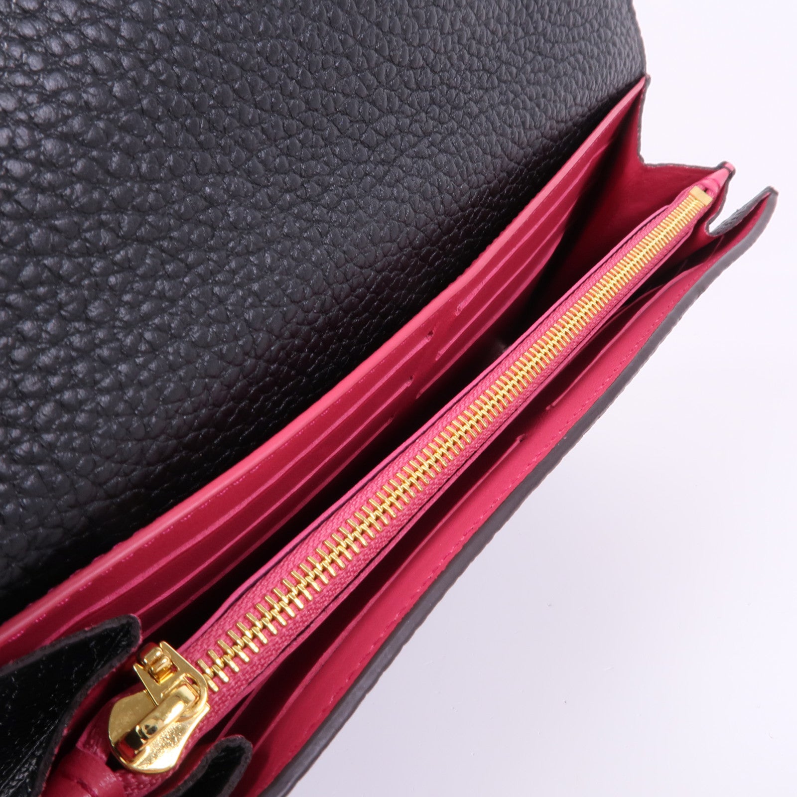 LOUIS VUITTON 【激減優惠】Taurillon Capucines金扣長錢包