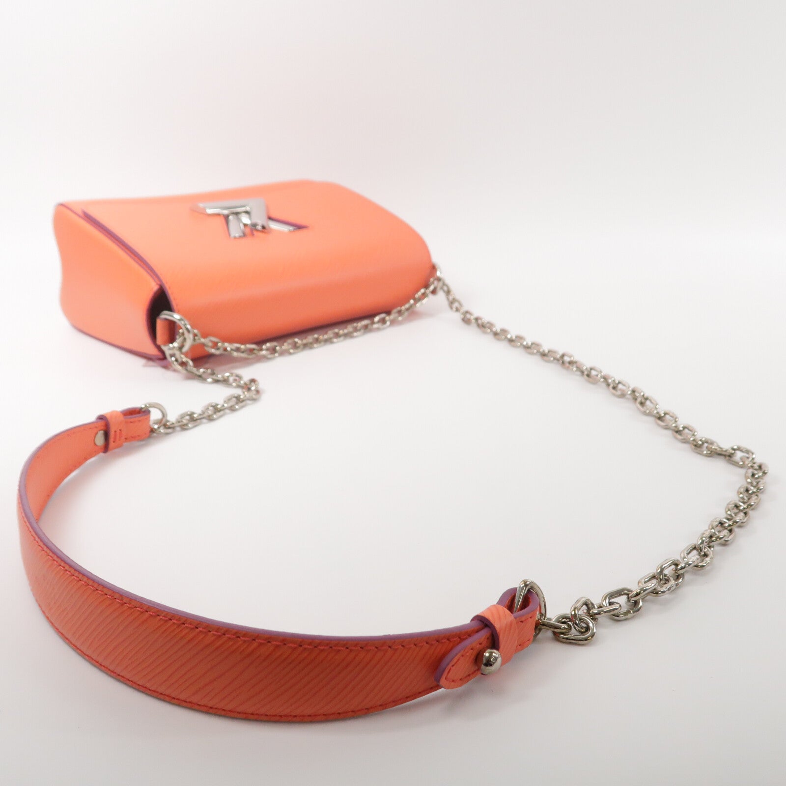 LOUIS VUITTON Epi Twist MM鏈帶肩背袋