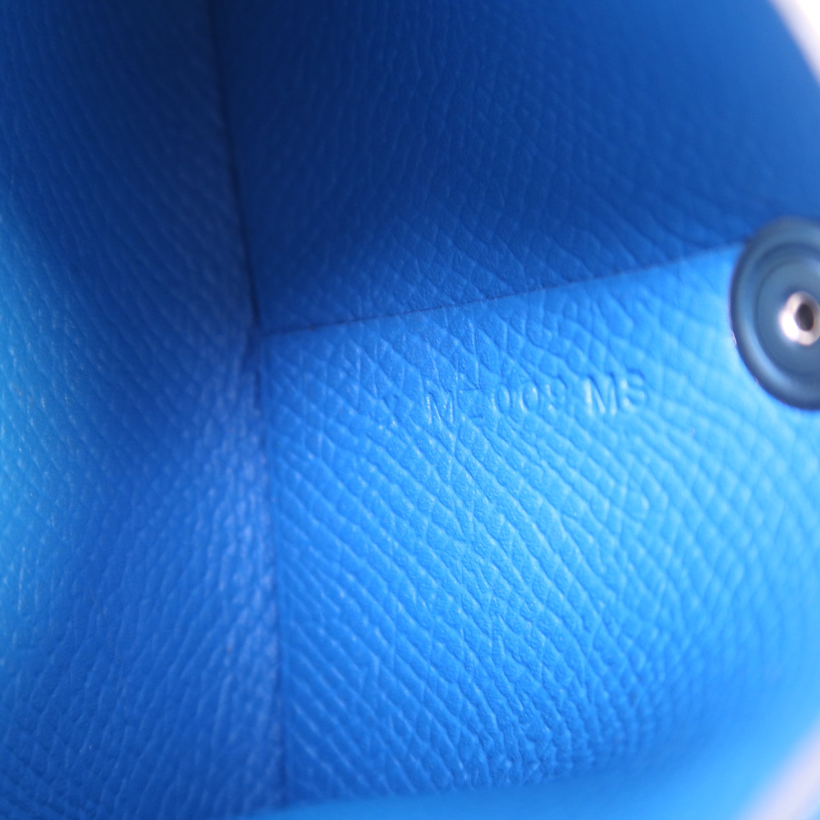 HERMES Epsom皮革Bastia銀扣零錢包Bleu Hydra