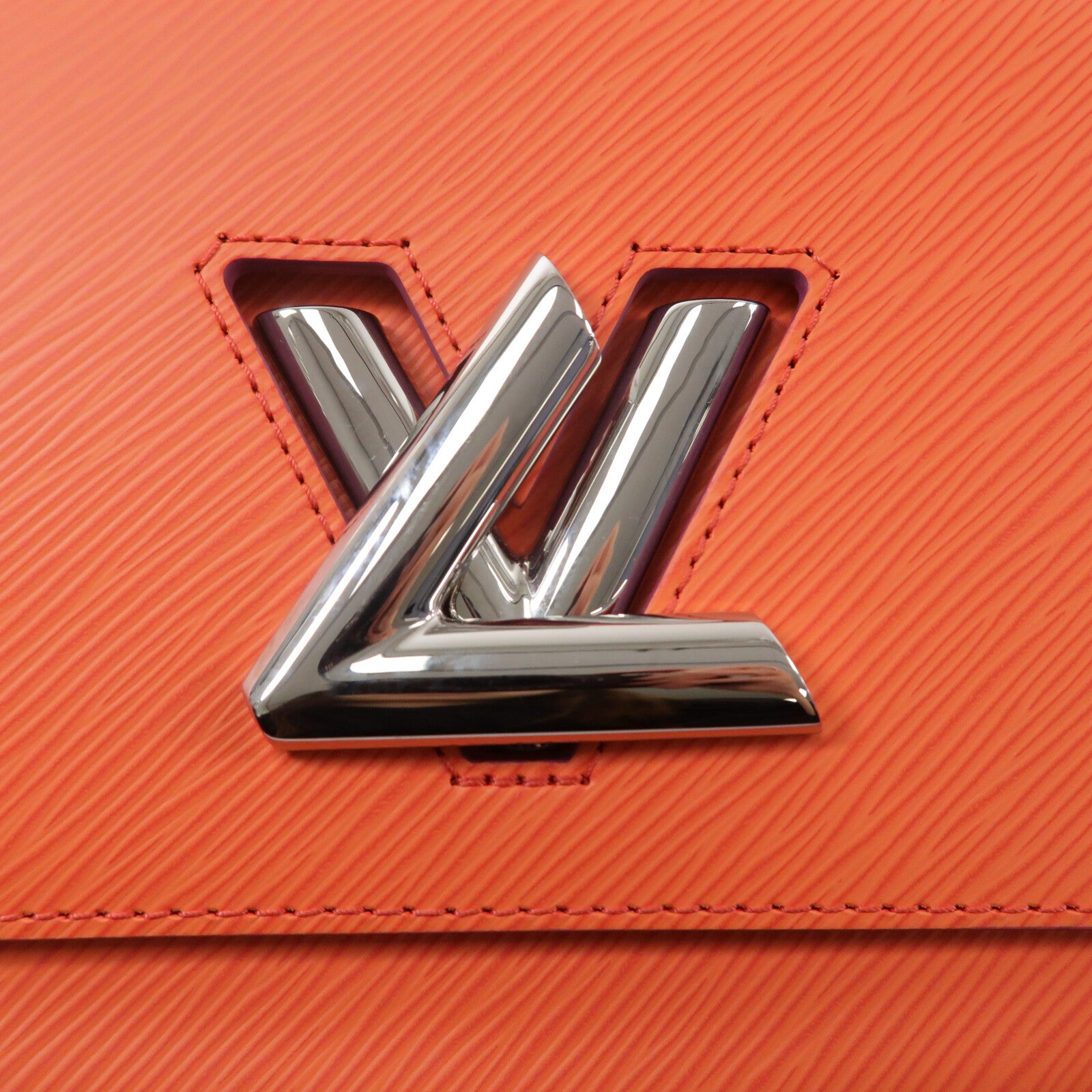 LOUIS VUITTON Epi Twist MM鏈帶肩背袋
