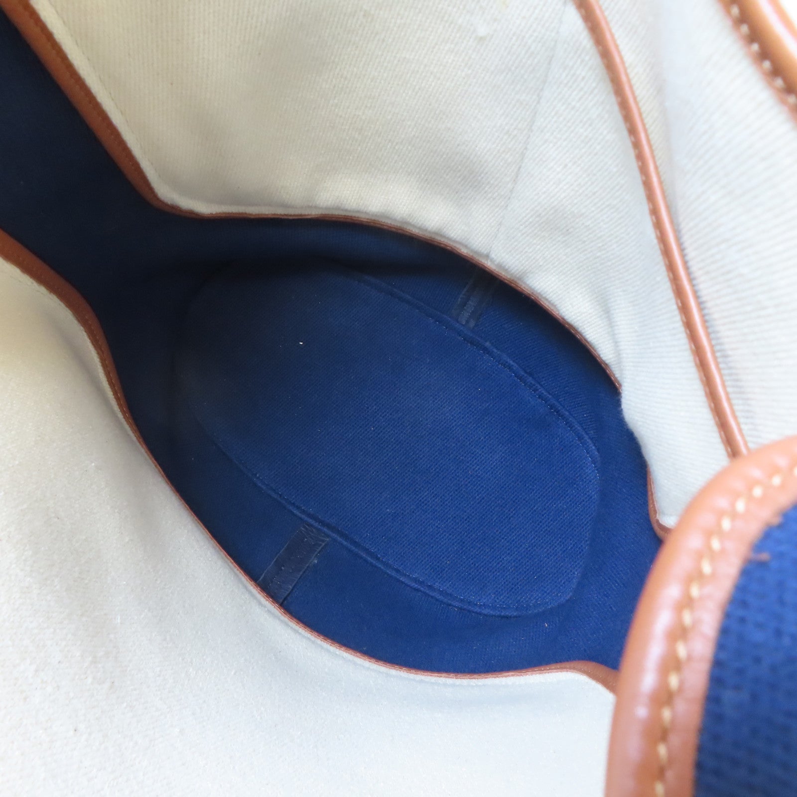 LOEWE 帆布Shoulder Bag銀扣肩背袋米色
