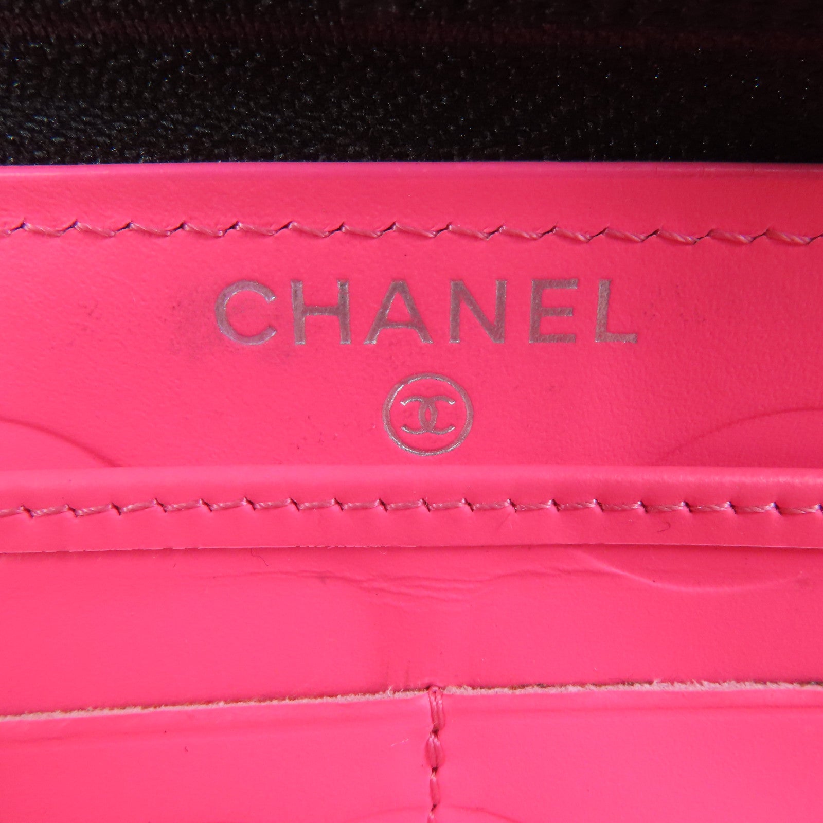 CHANEL 牛皮皮革Cambon Wallet銀扣長錢包