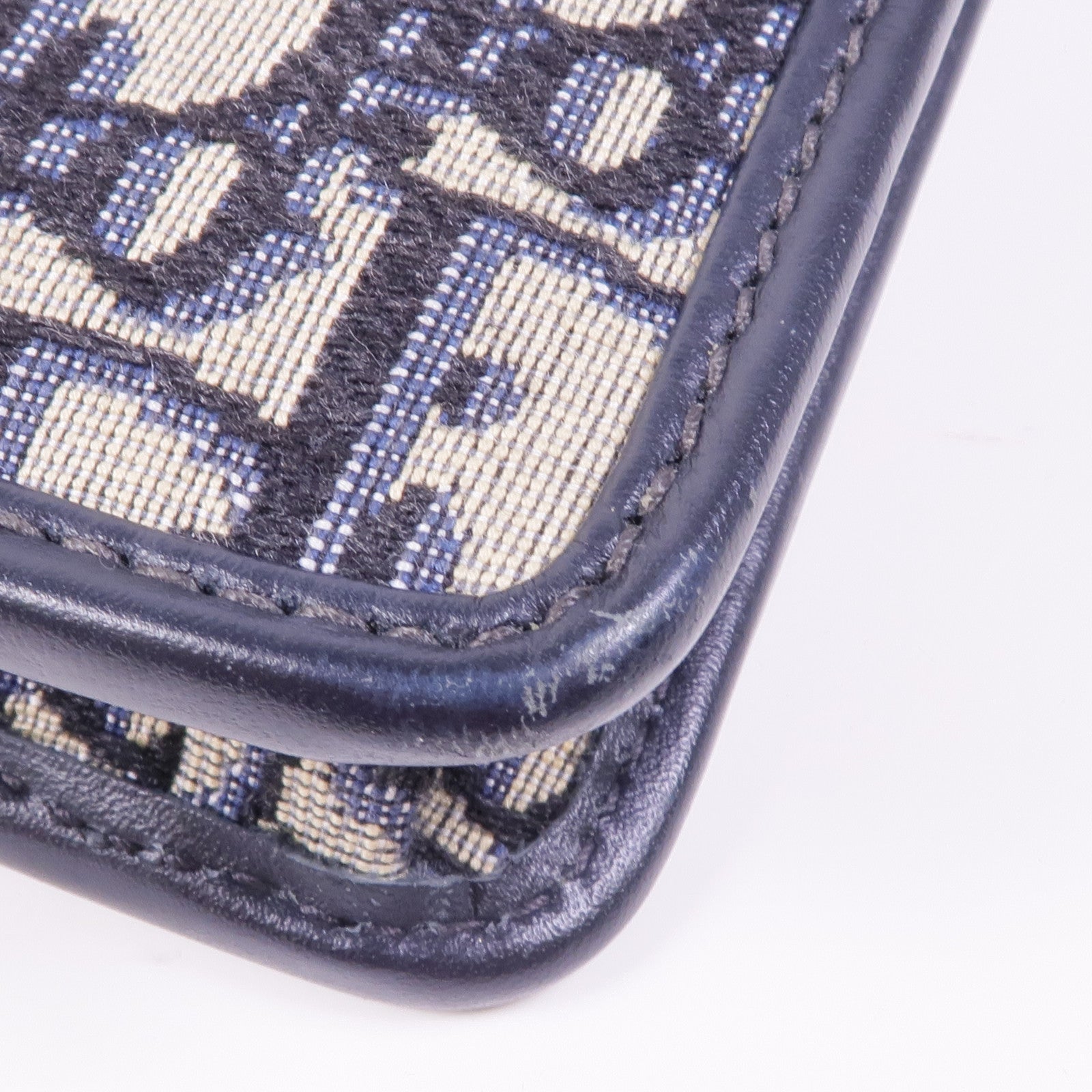 Dior 帆布Montaigne金扣肩背袋