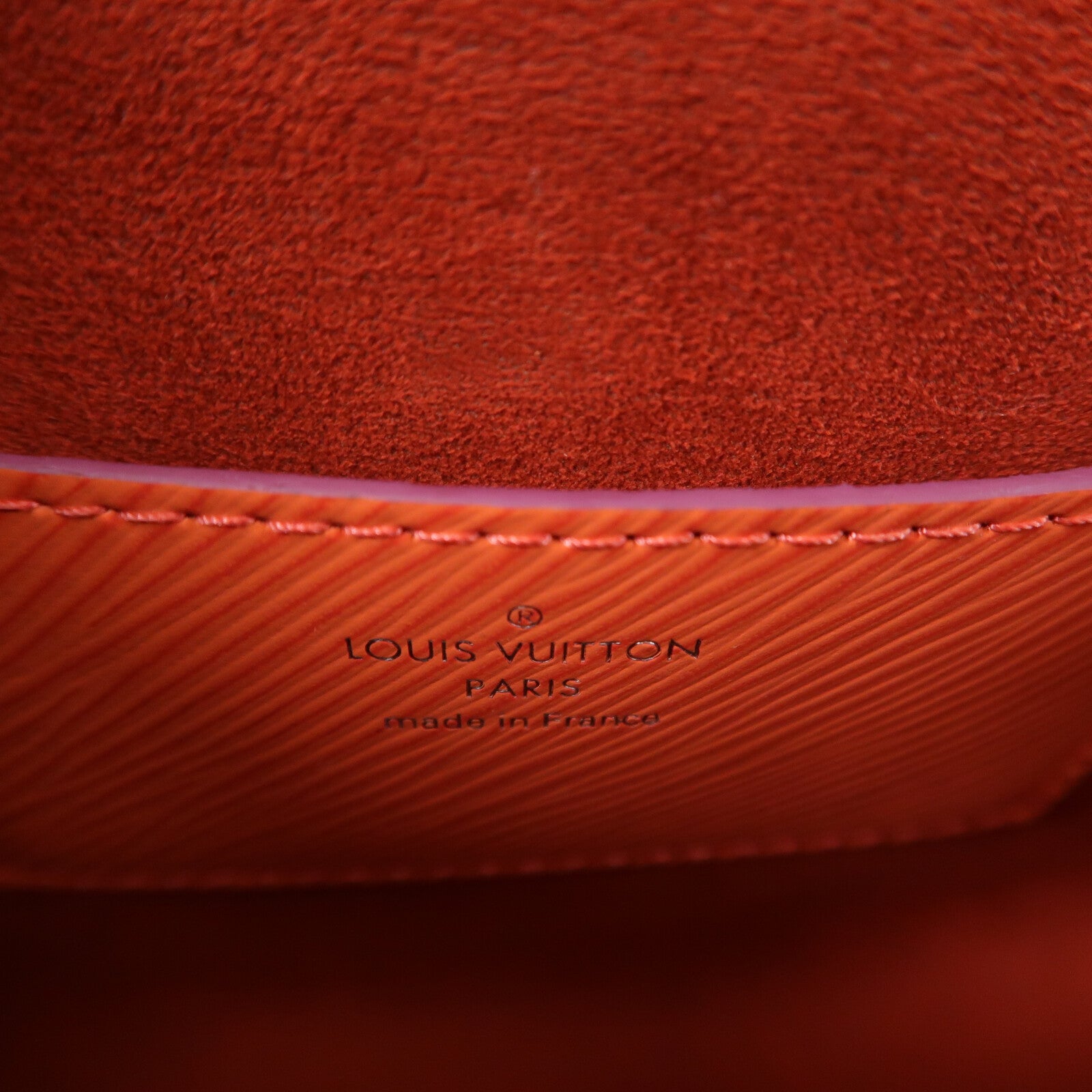 LOUIS VUITTON Epi Twist MM鏈帶肩背袋