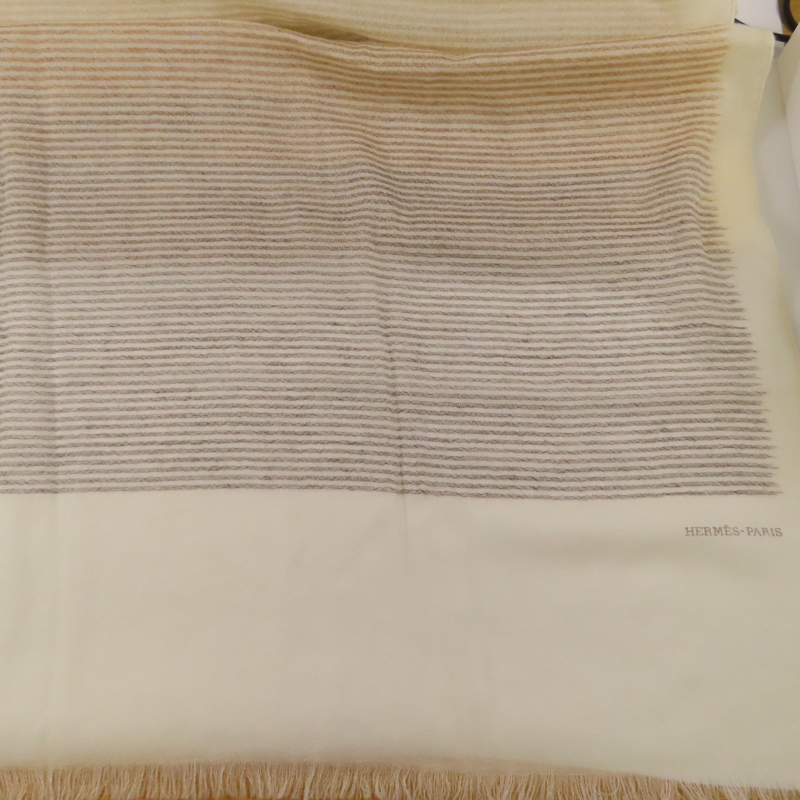 HERMES 羊絨Scarf頸巾