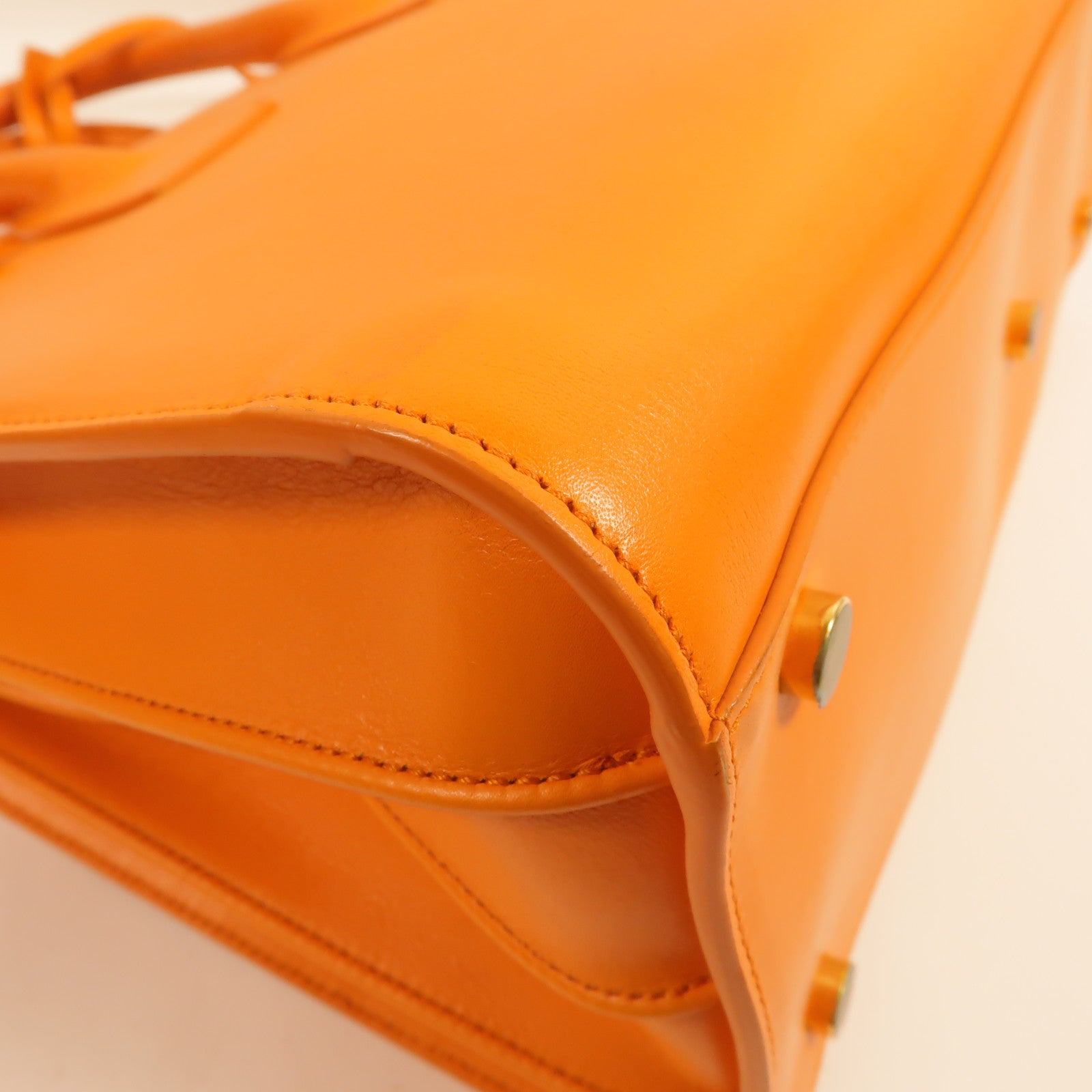 SAINT LAURENT 牛皮皮革Sac De Jour手挽肩背兩用袋