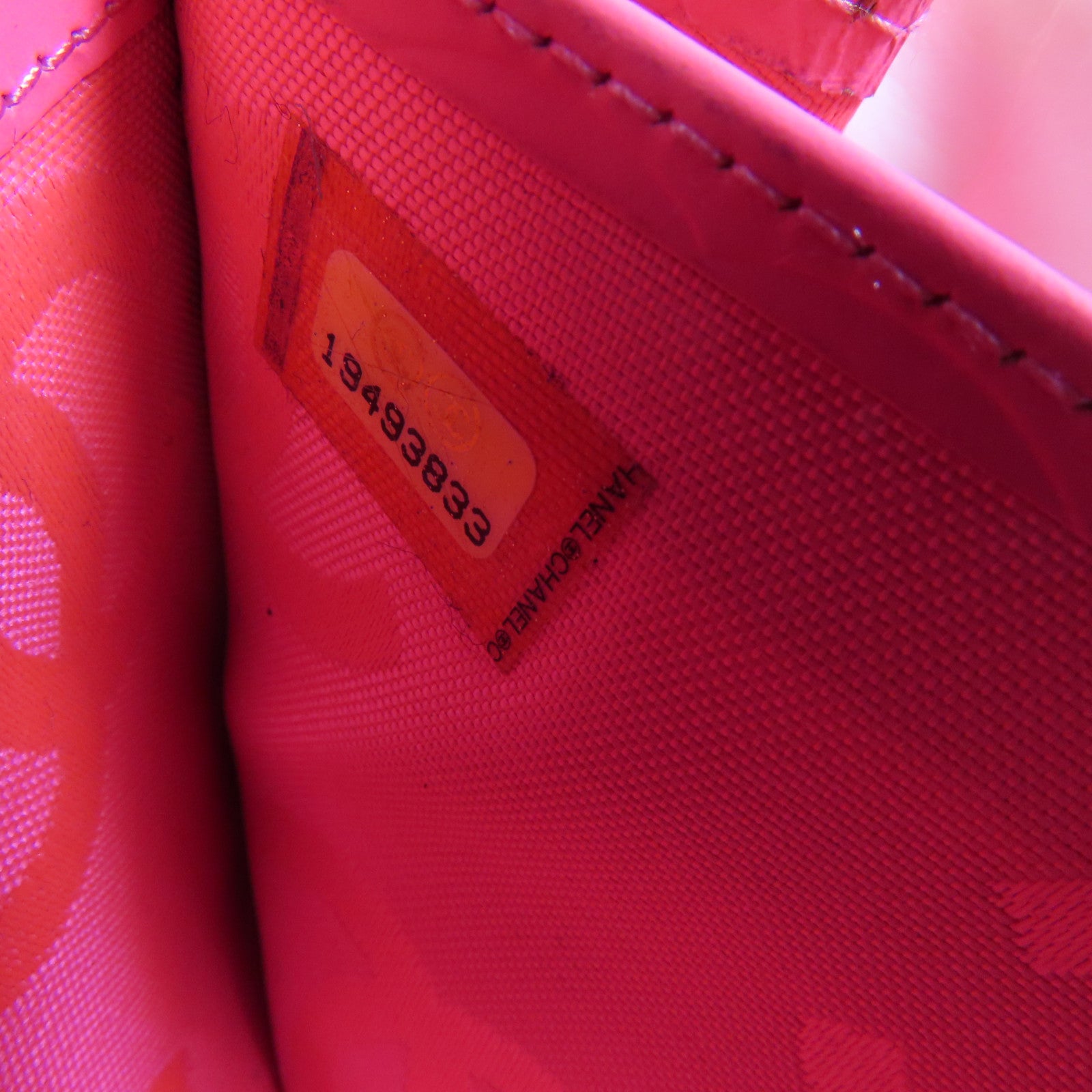 CHANEL 牛皮皮革Cambon Wallet銀扣長錢包
