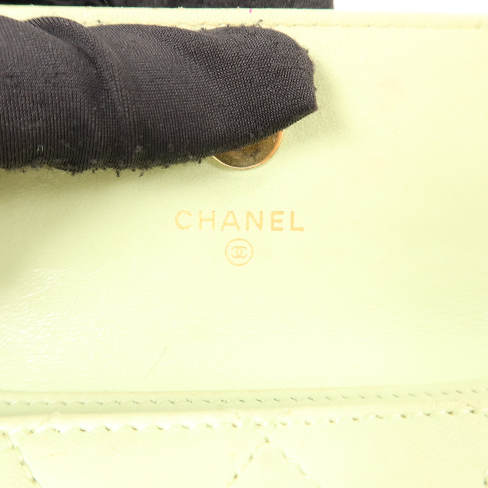 CHANEL 羊皮皮革Pearl Crush Mini Flap Bag鏈帶肩背袋