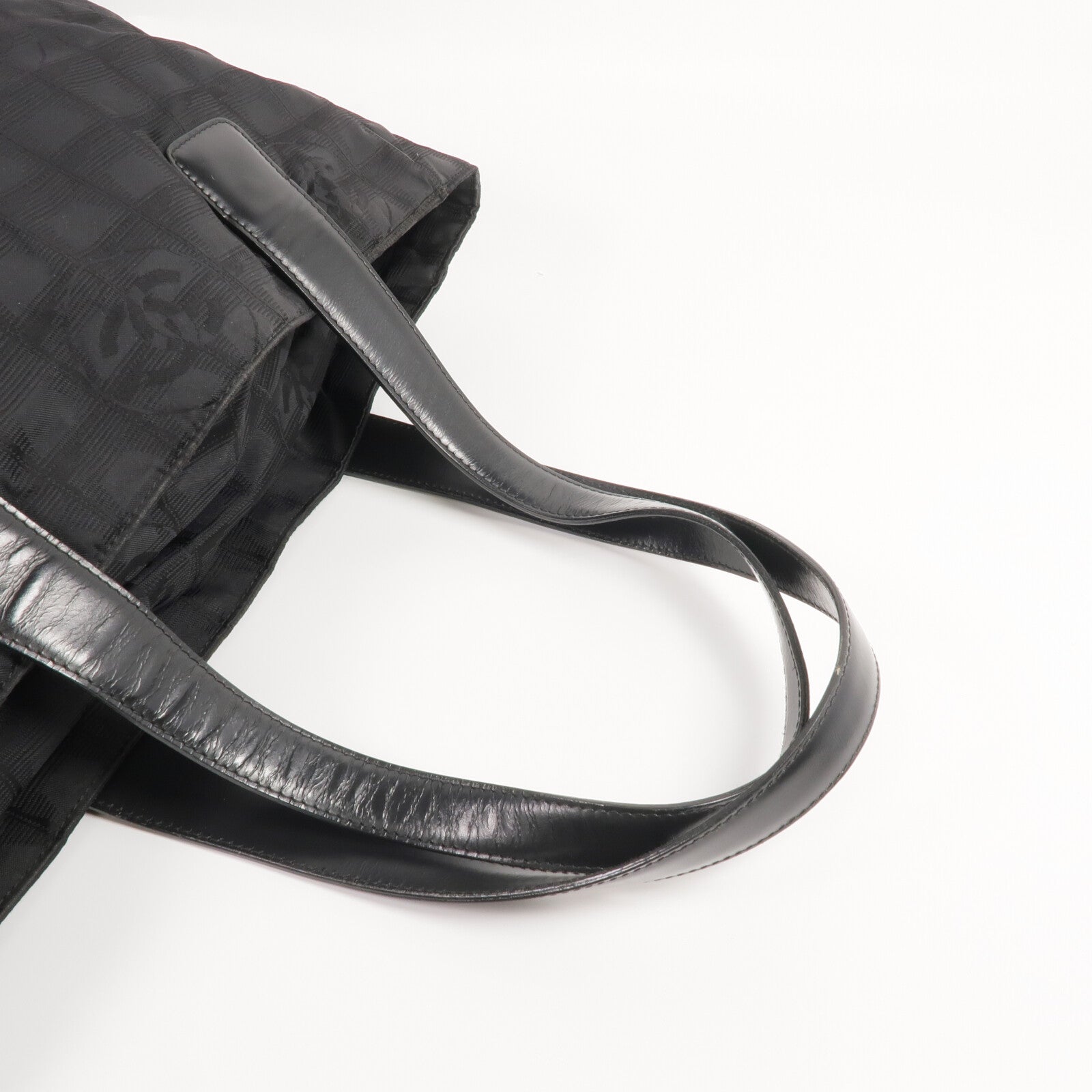 CHANEL 尼龍New Travel Line Tote Bag金扣手挽袋