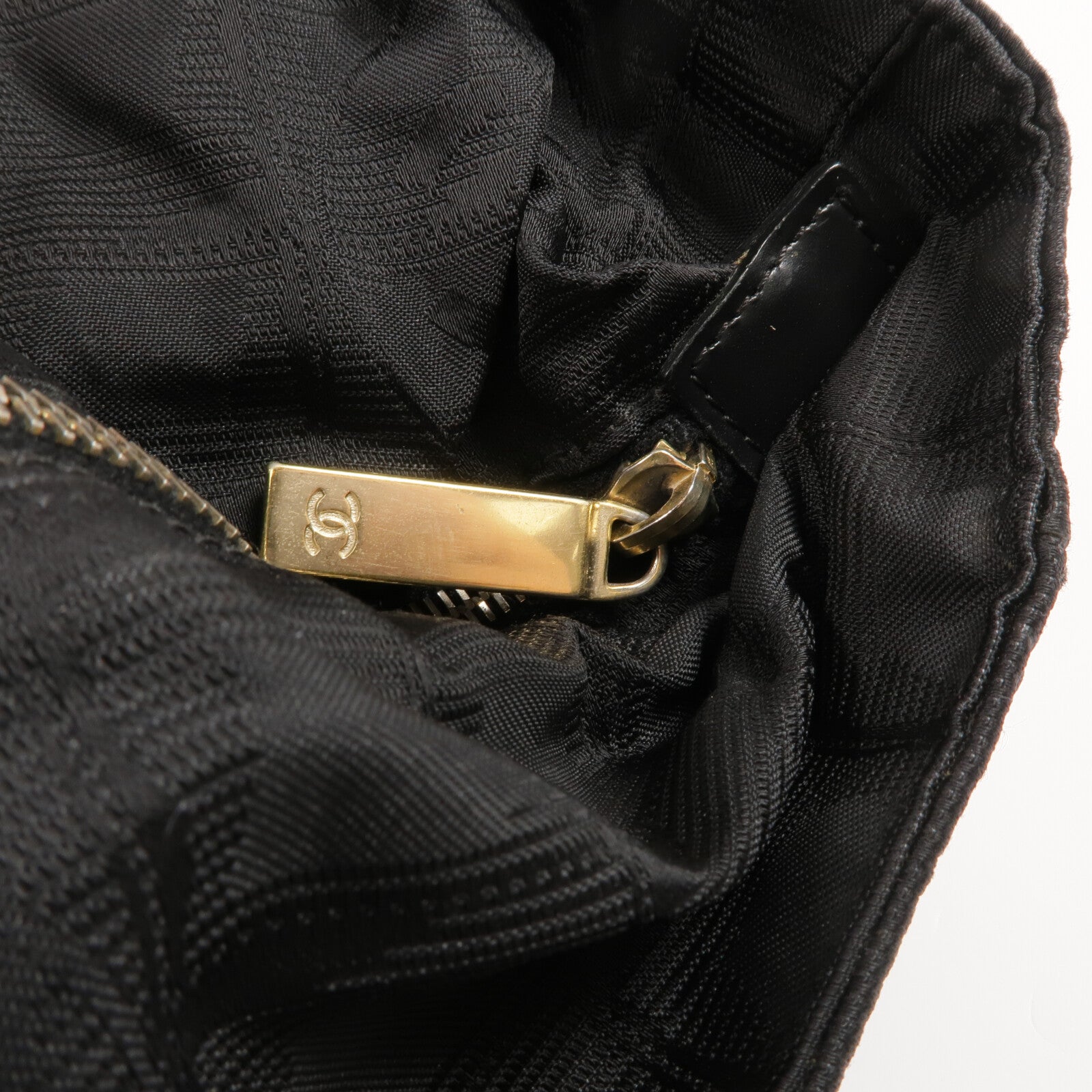 CHANEL 尼龍New Travel Line Tote Bag金扣手挽袋