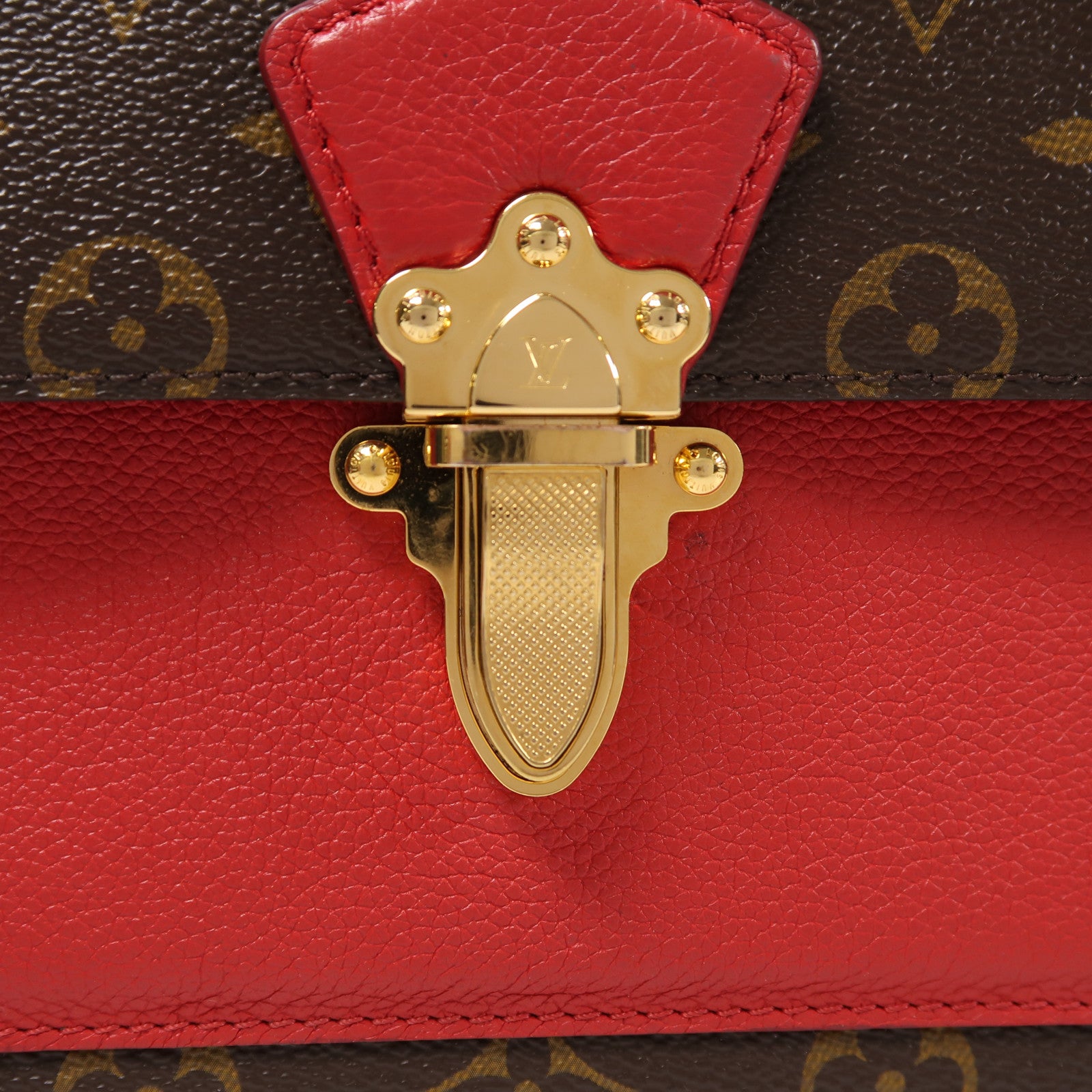 LOUIS VUITTON Monogram Victoire金扣鏈帶肩背袋