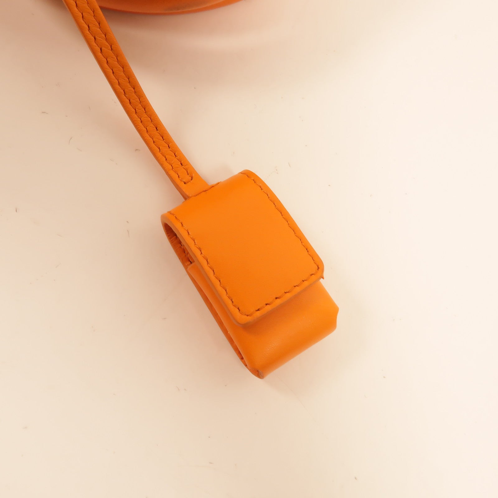 SAINT LAURENT 牛皮皮革Sac De Jour手挽肩背兩用袋