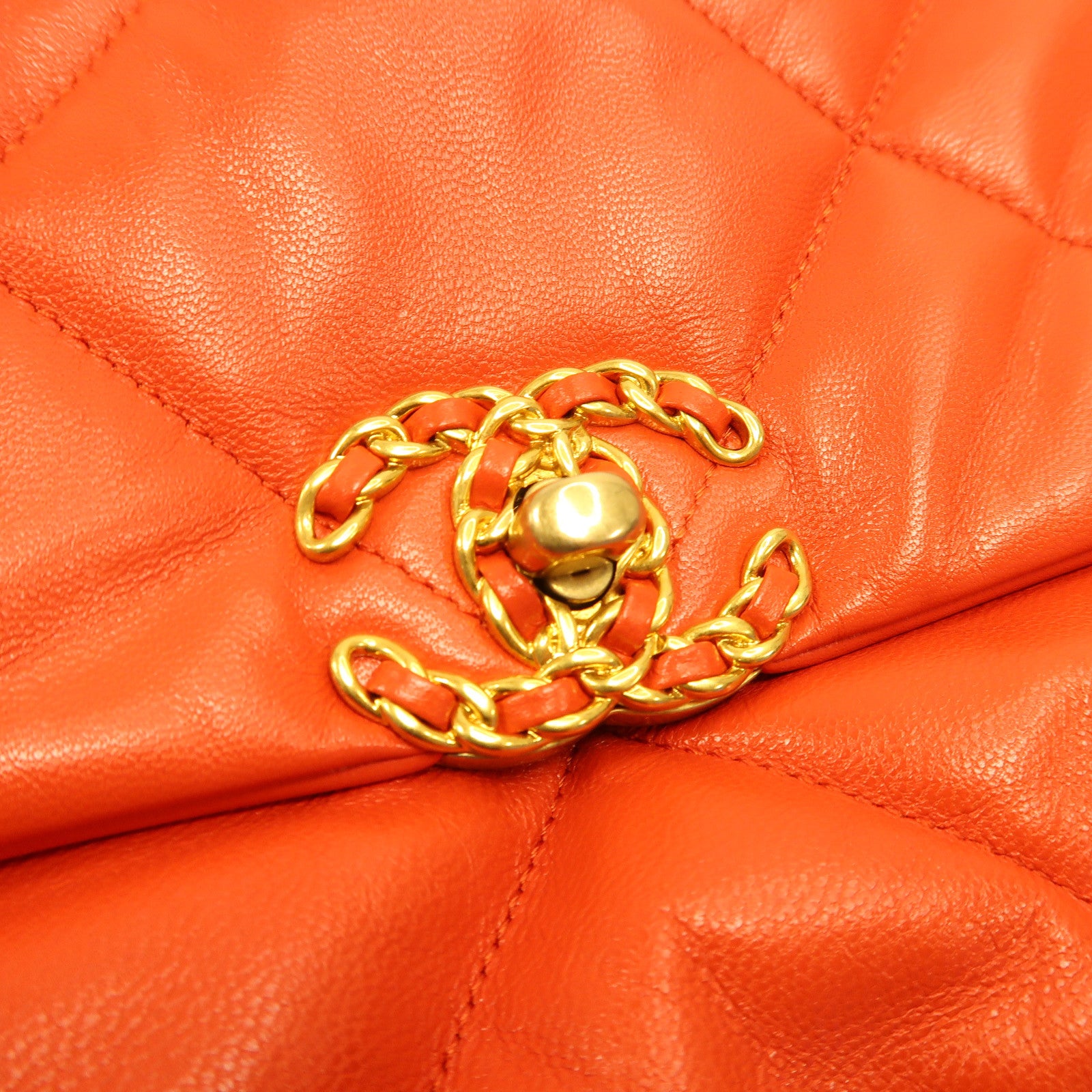 CHANEL 【激減優惠】菱格牛皮皮革Chanel 19 Large金扣/銀扣手挽肩背兩