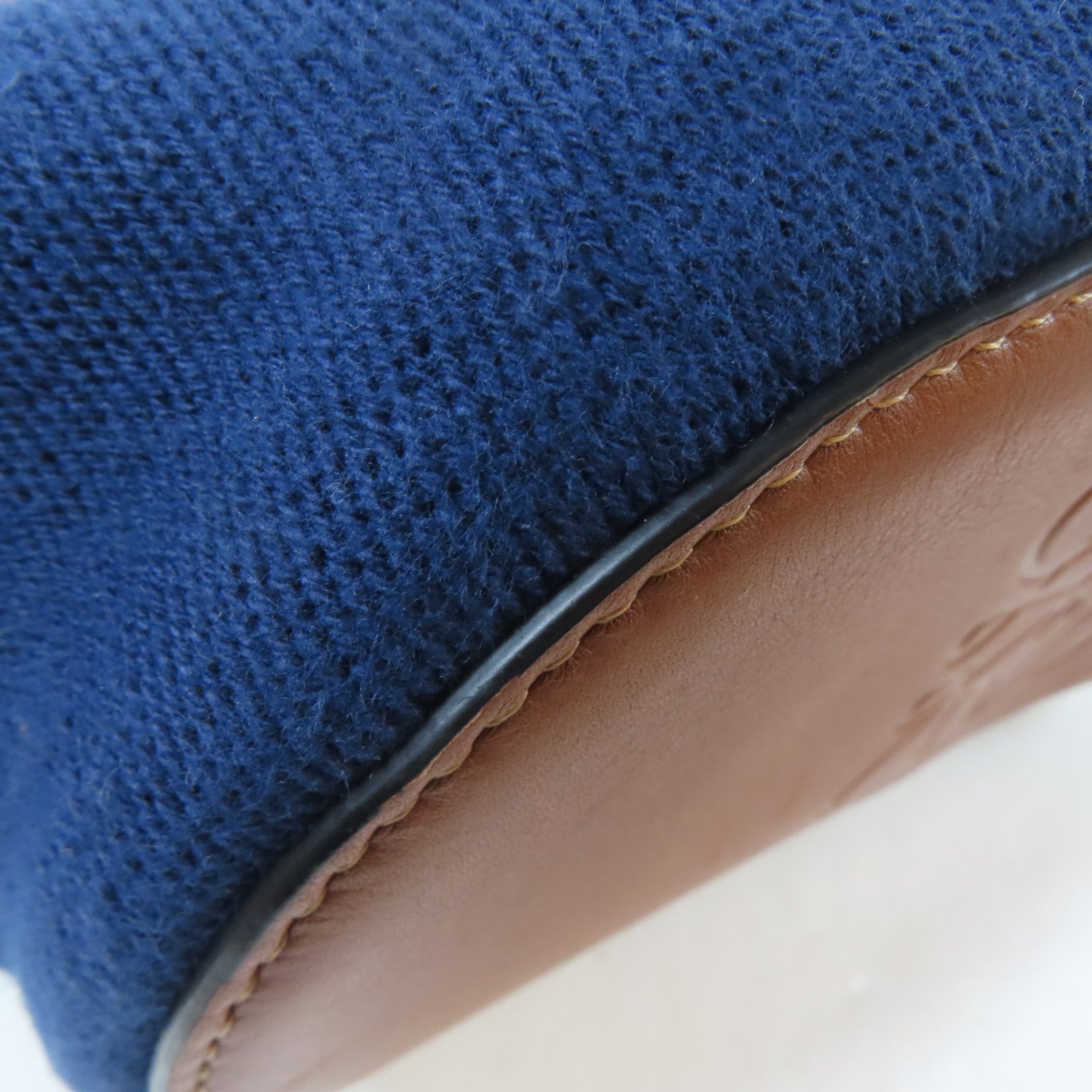 LOEWE 帆布Shoulder Bag銀扣肩背袋米色