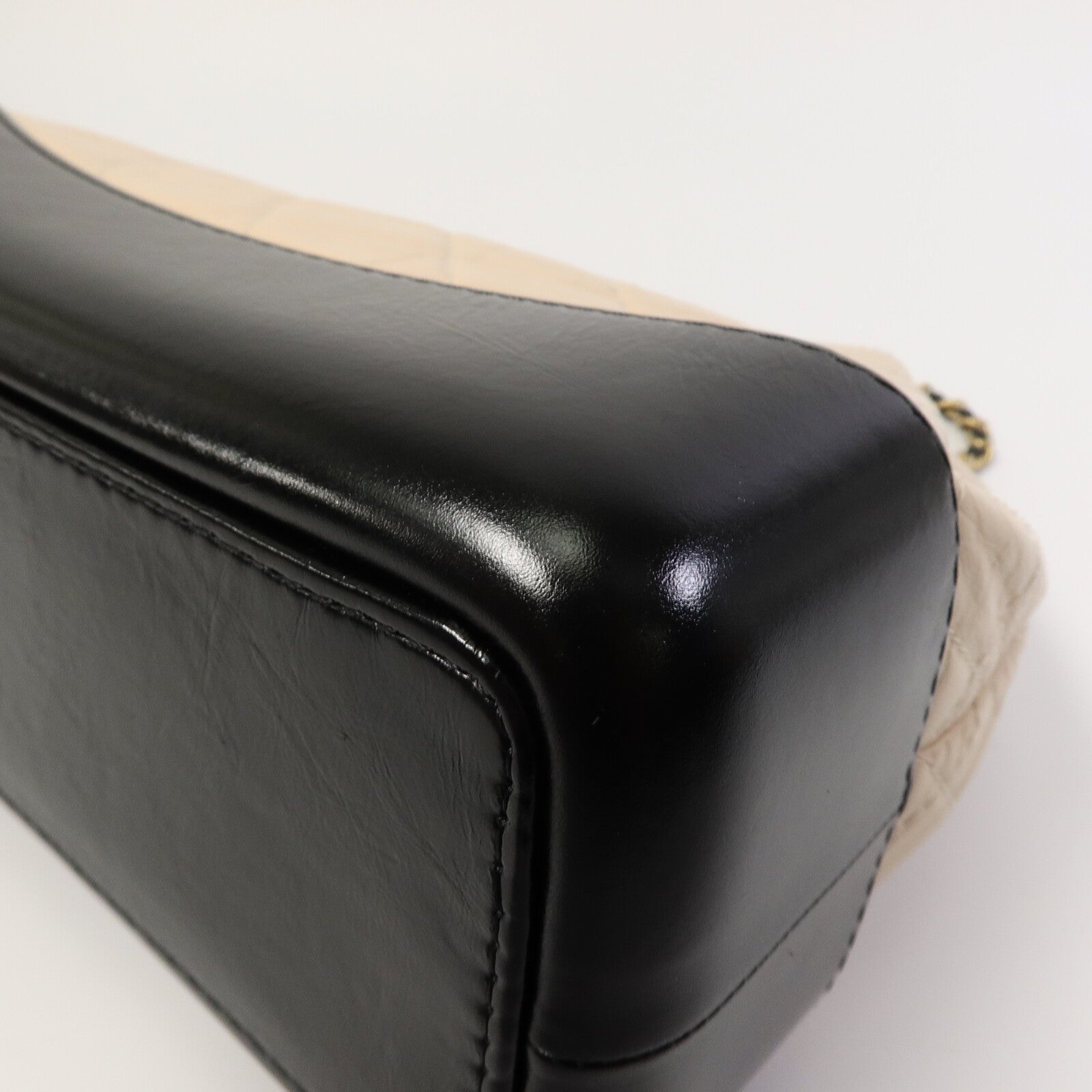 CHANEL 牛皮皮革Gabrielle BackPack鏈帶背包