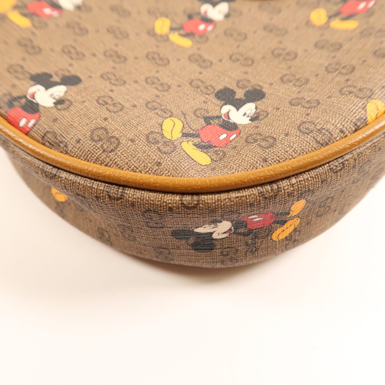 GUCCI 塗層帆布Disney GG Backpack金扣鏈帶背包