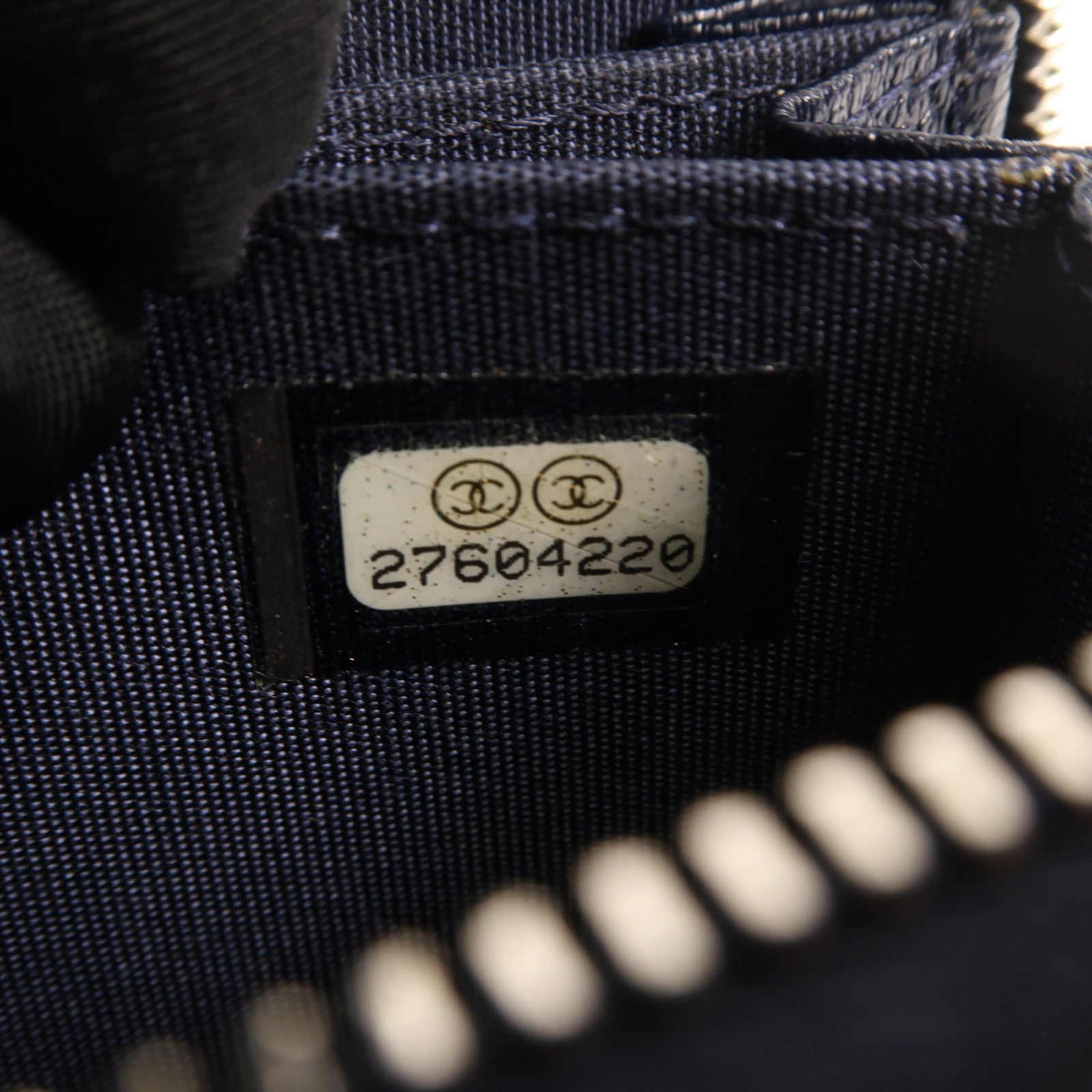 CHANEL 牛皮皮革Card Case銀扣卡片套