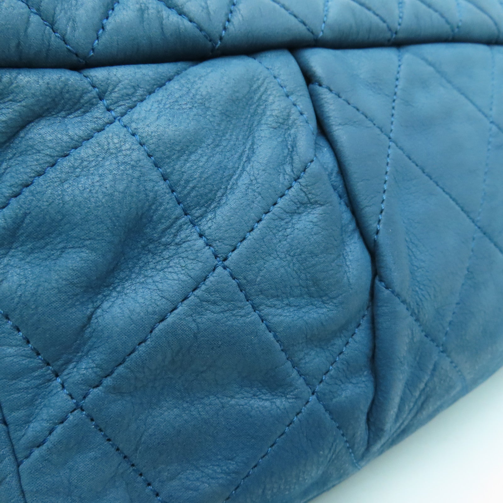 CHANEL 【激減優惠】牛皮皮革Chic Quilt Flap Bag金扣肩背袋藍色