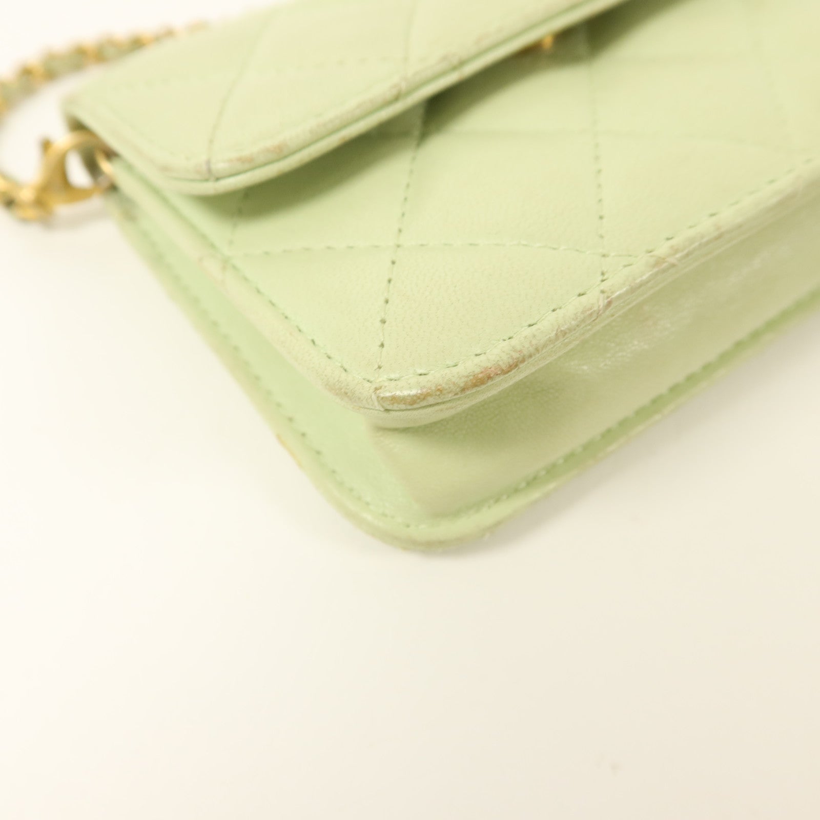 CHANEL 羊皮皮革Pearl Crush Mini Flap Bag鏈帶肩背袋