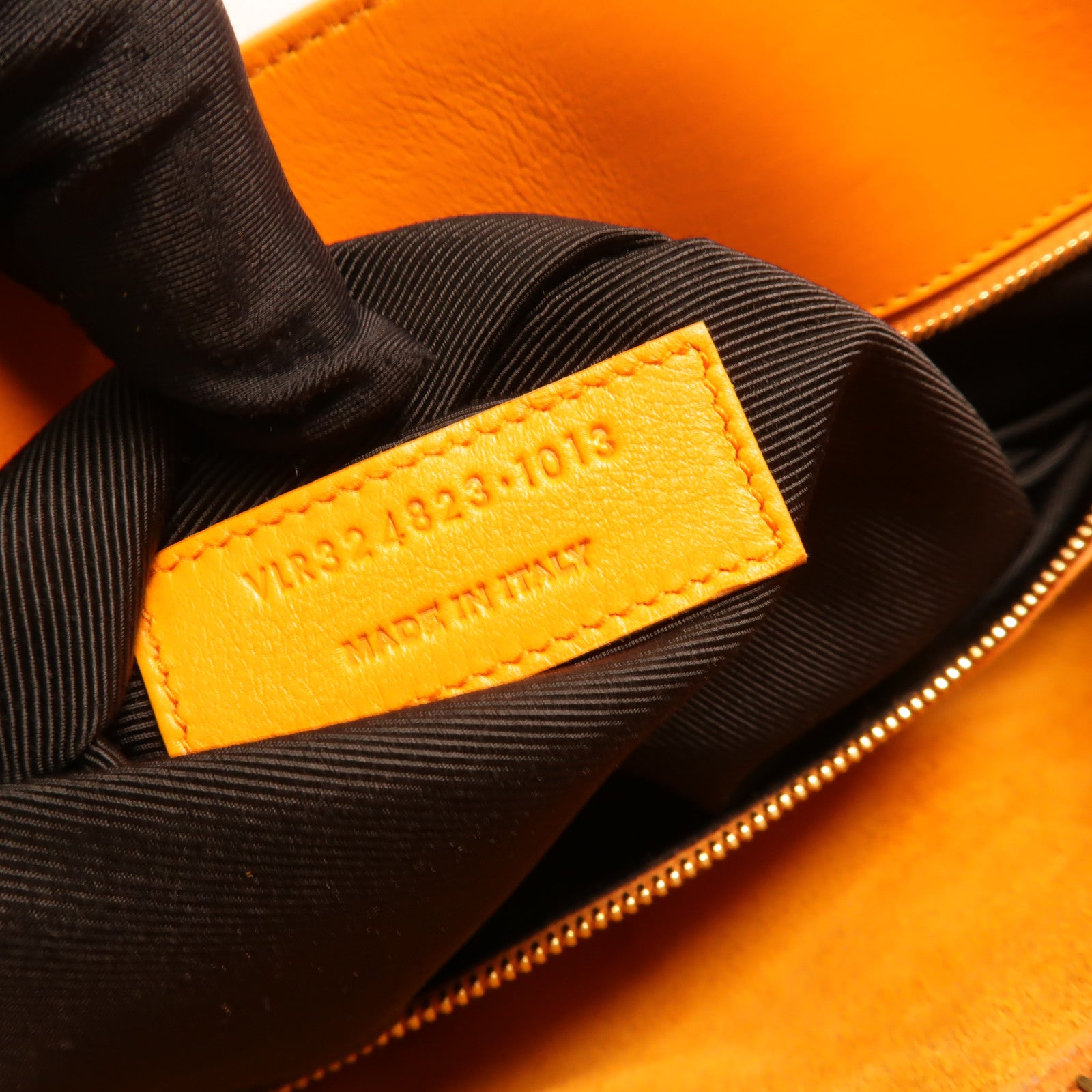 SAINT LAURENT 牛皮皮革Sac De Jour手挽肩背兩用袋