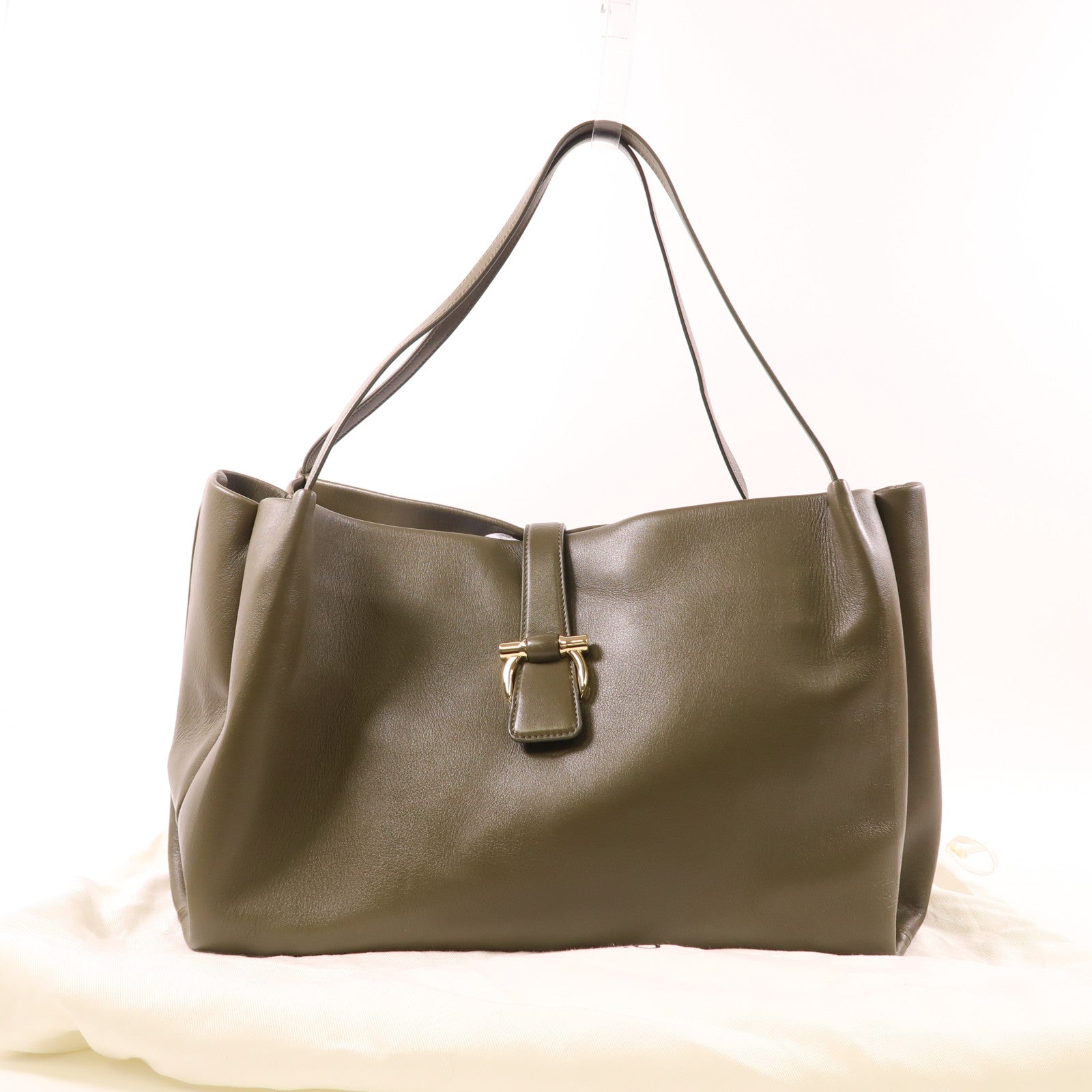 Salvatore Ferragamo 羊皮皮革Shoulder Tote銀扣肩背袋