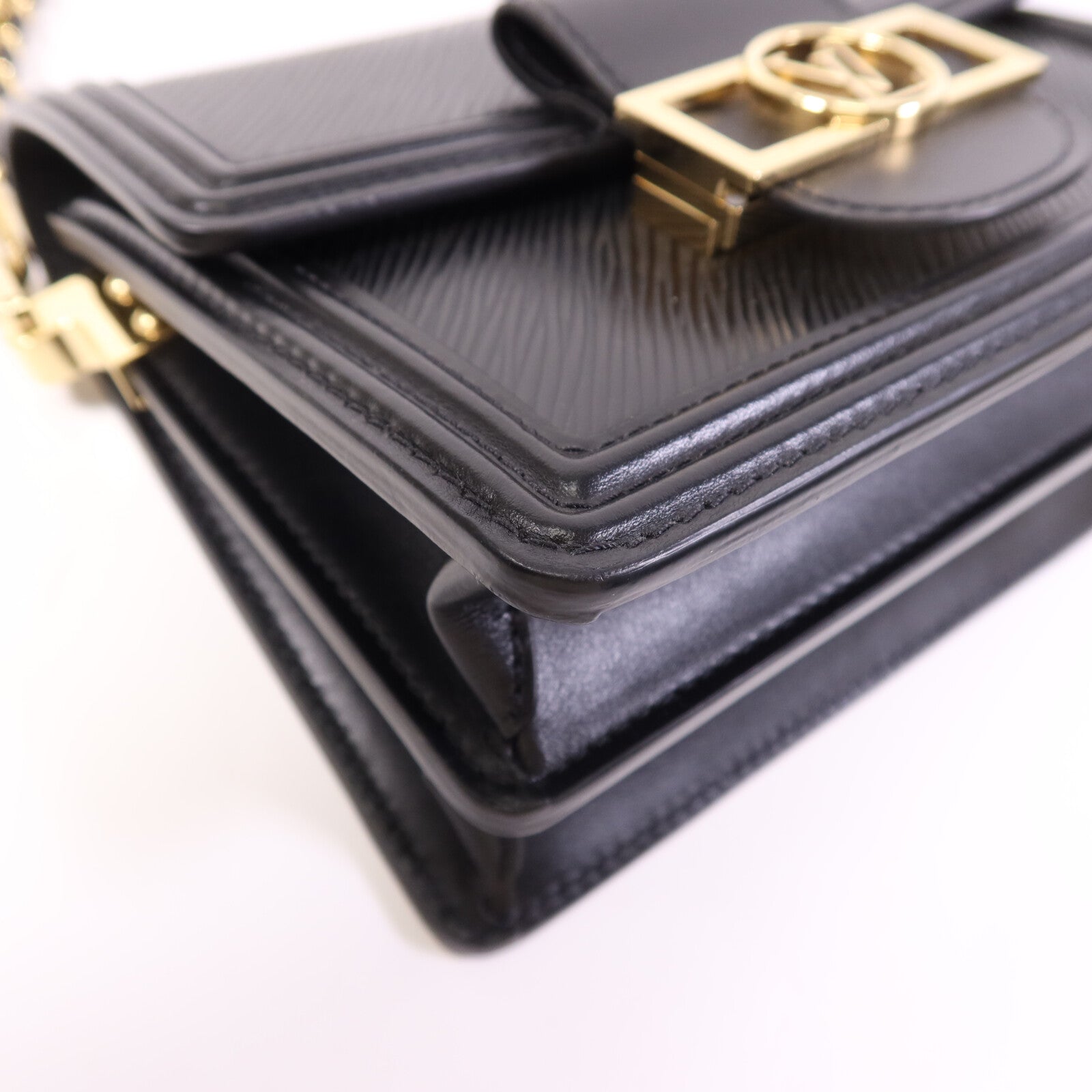 LOUIS VUITTON Epi Mini Dauphine 金扣肩背兩用袋