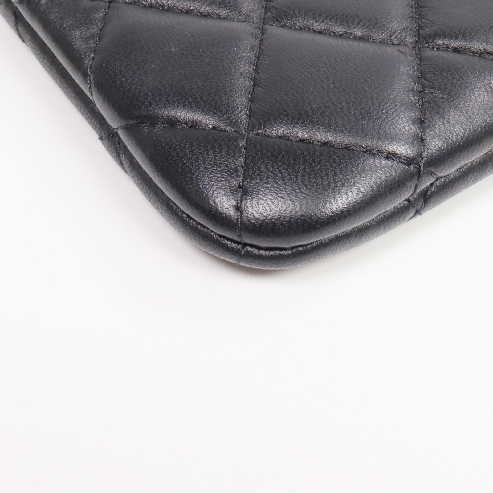 CHANEL 羊皮皮革Mini Pouch銀扣手拿包